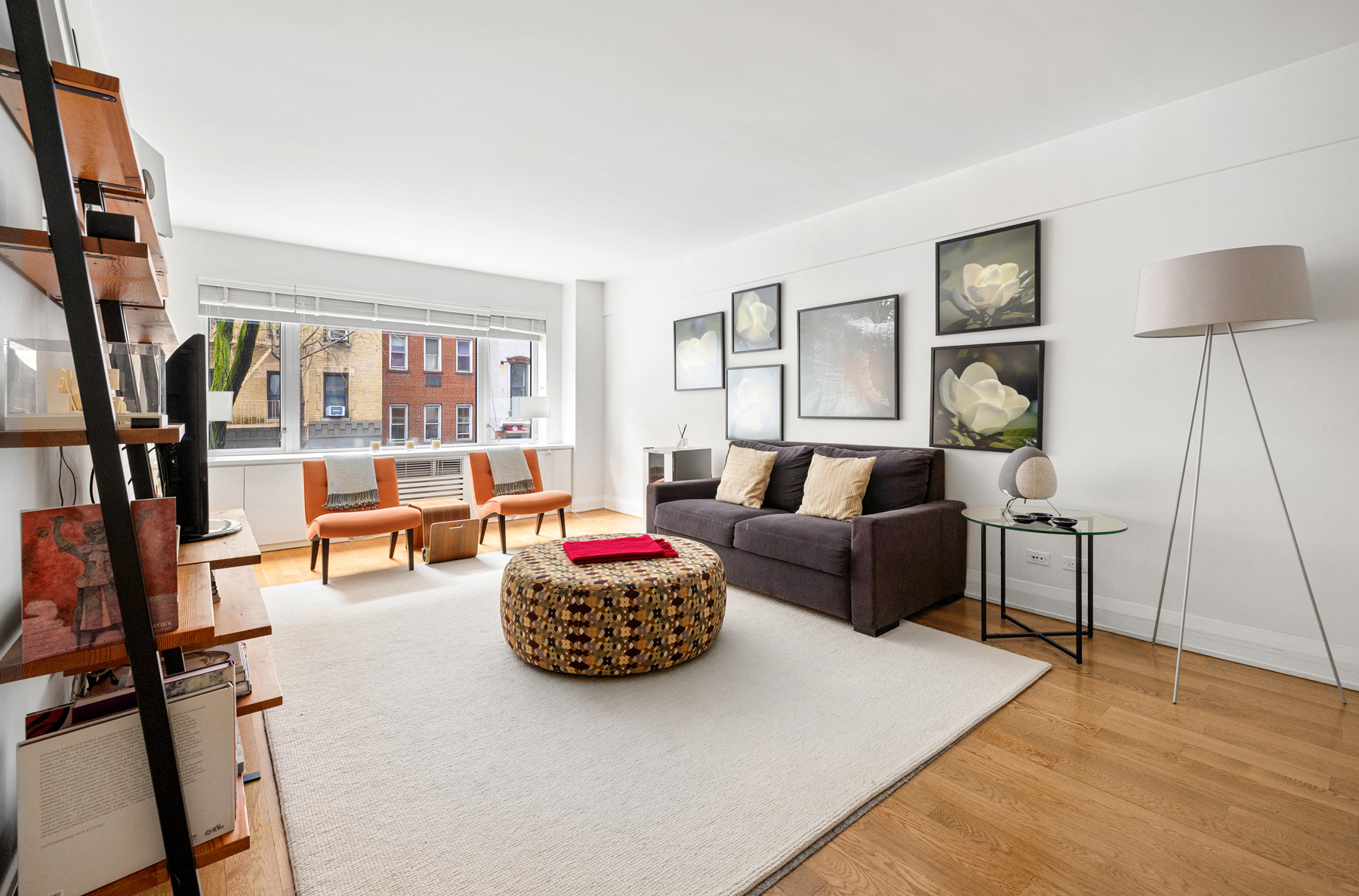 #1 photo, 211 E 51st Street, マンハッタン Turtle Bay , NY 10022