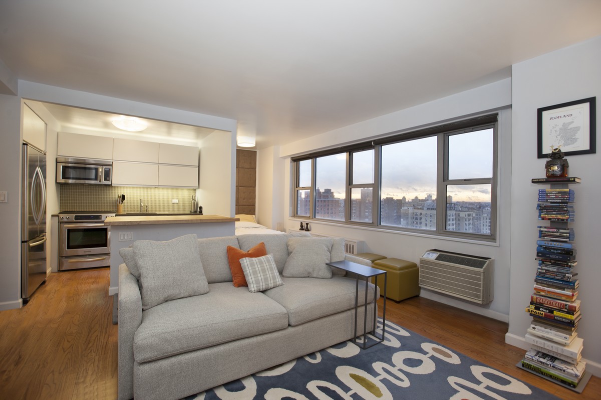 #1 photo, 100 W 93rd Street, Upper West Side , NY 10025