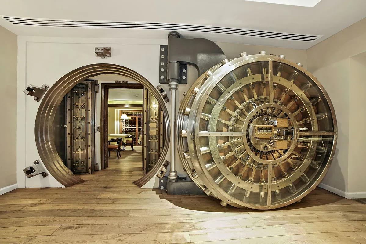 #13 photo, 55 WALL Street, マンハッタン Financial District , NY 10005