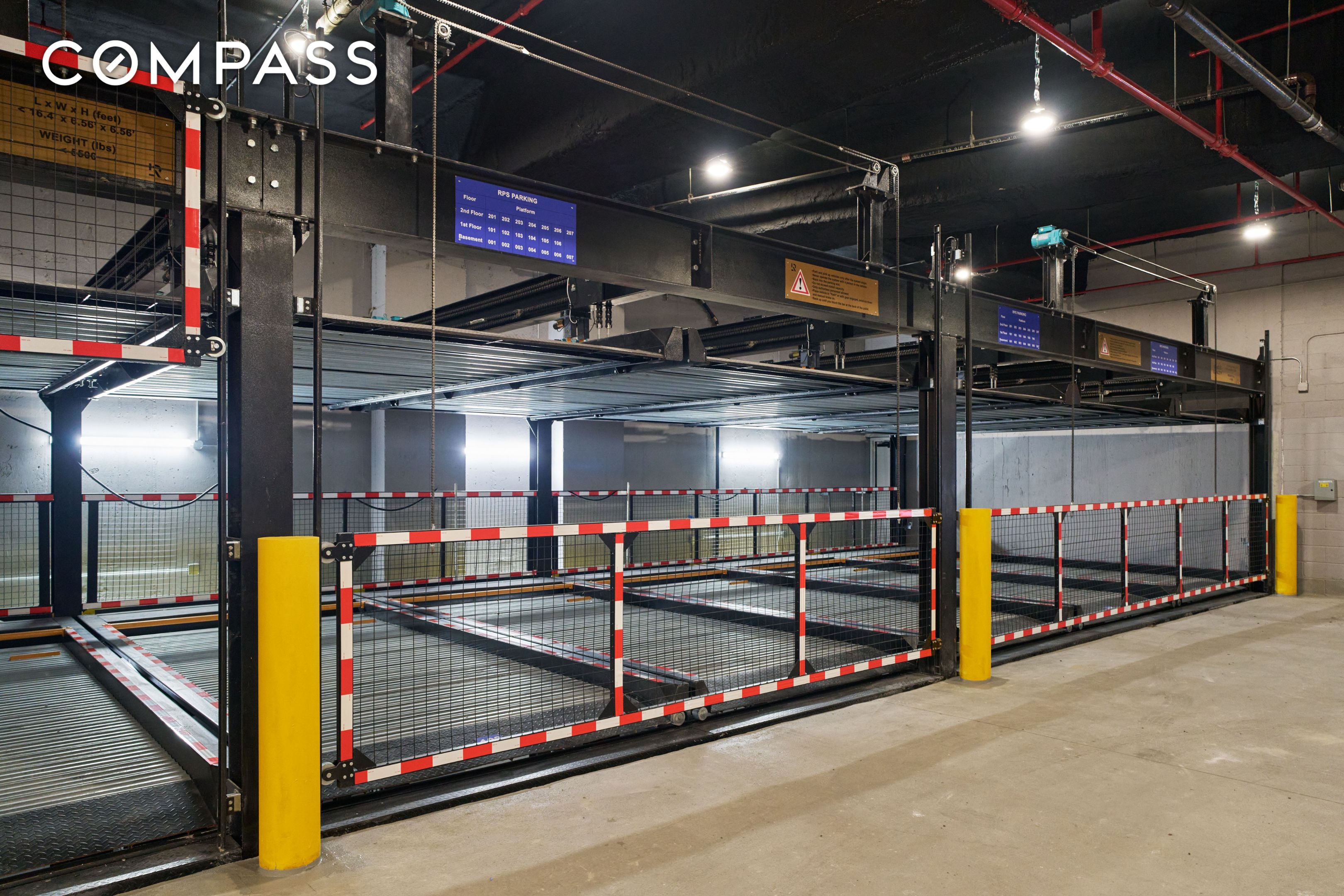 #12 photo, Douglaston, クイーンズ区 Douglaston , NY 11363