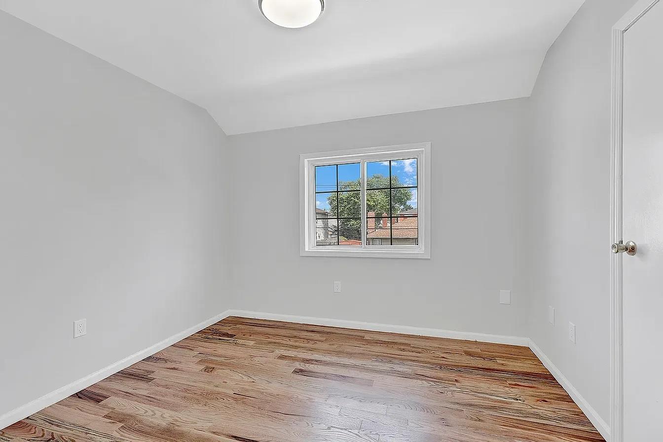 #10 photo, 124-19 152 Avenue, クイーンズ区 South Ozone Park , NY 11420