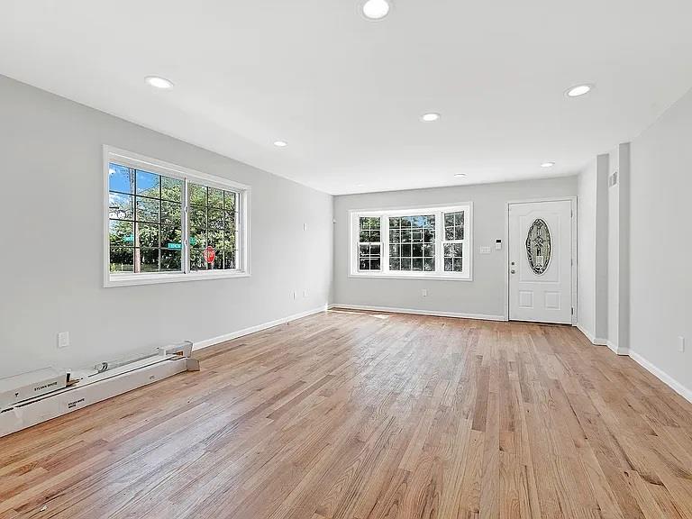 #3 photo, 124-19 152 Avenue, クイーンズ区 South Ozone Park , NY 11420