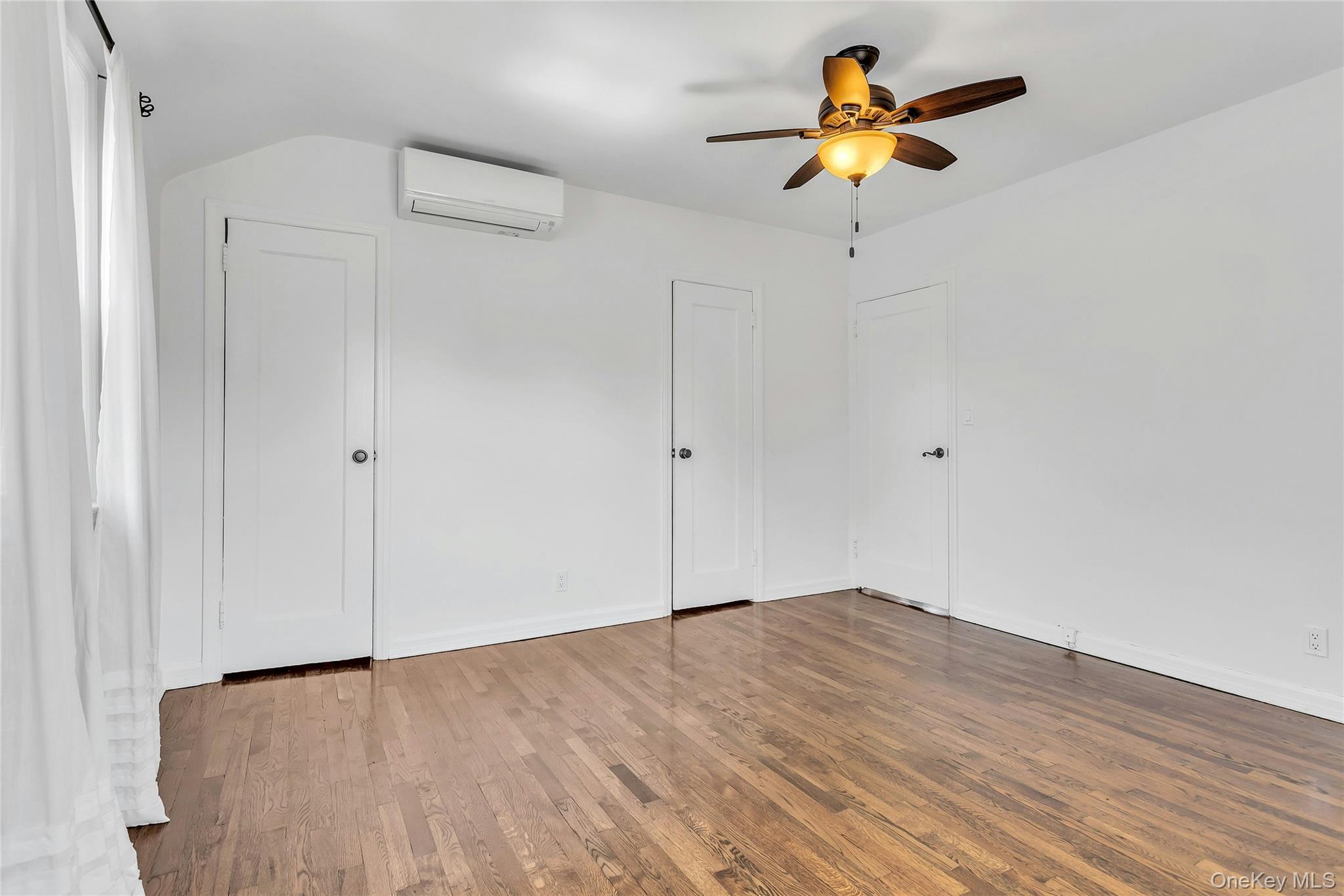 #17 photo, 7931 211th Street, クイーンズ区 Oakland Gardens , NY 11364