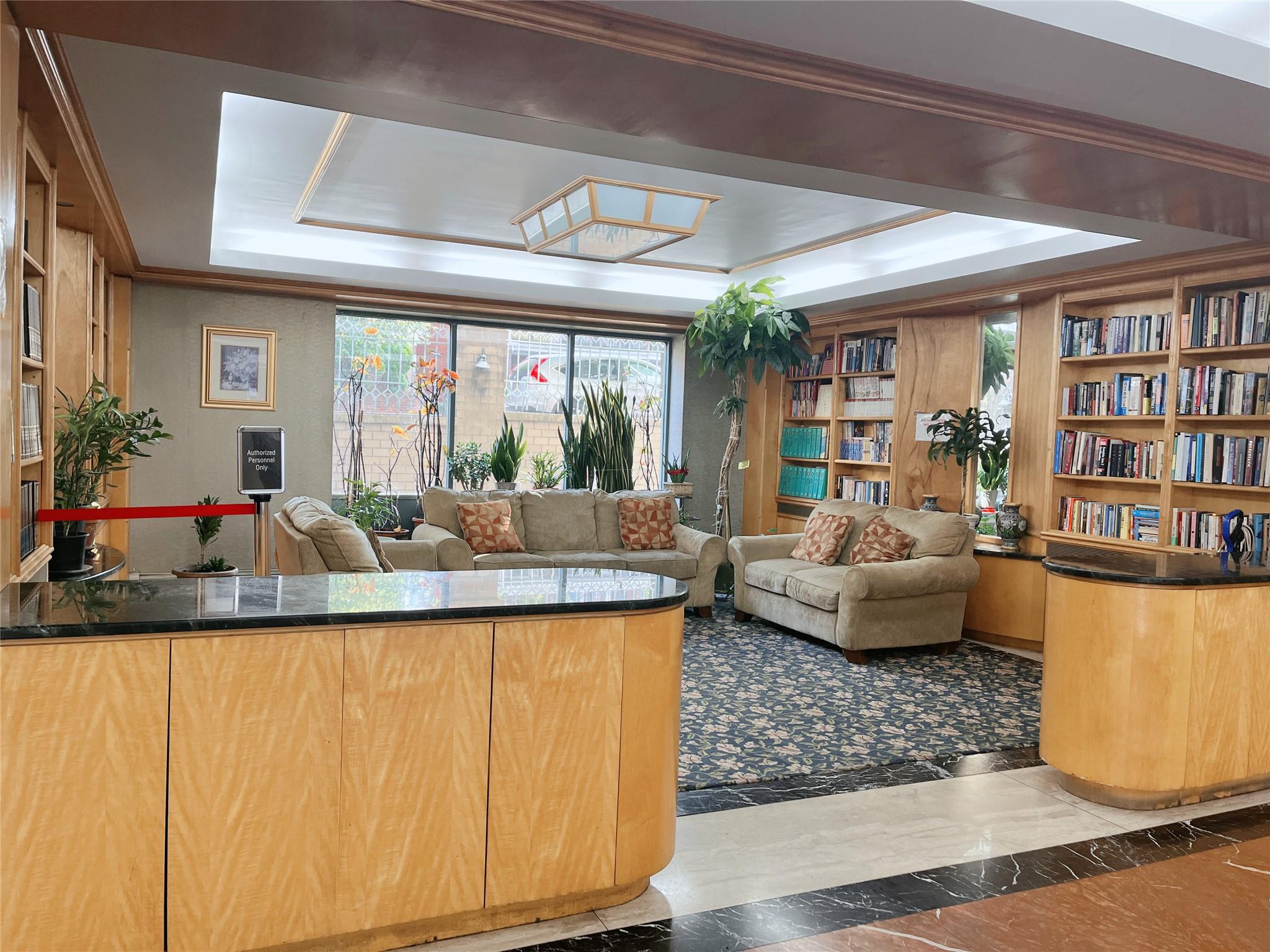 #9 photo, 4231 Colden Street, クイーンズ区 Flushing , NY 11355