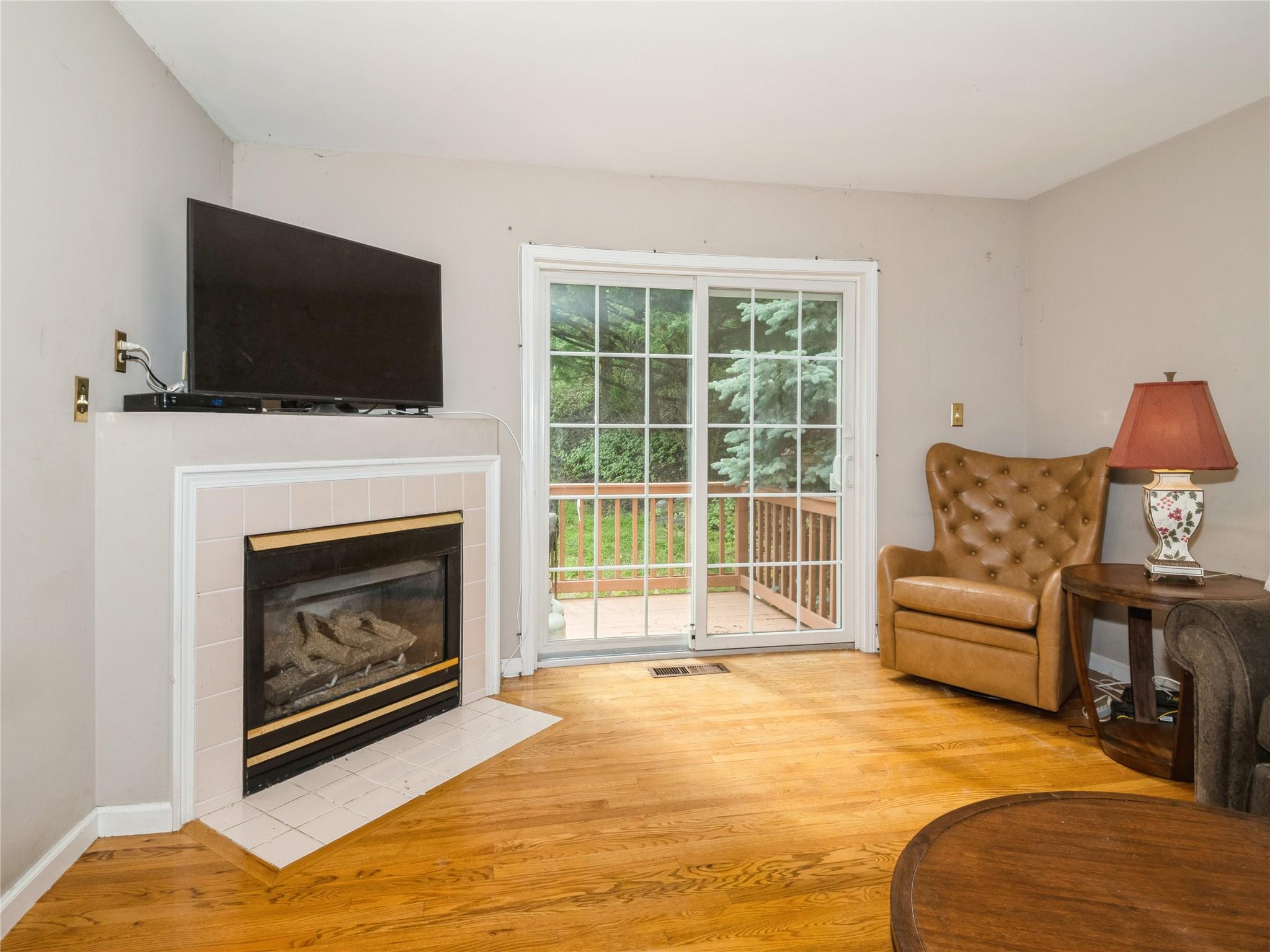 #1 photo, 47 Muirfield Court, Poughkeepsie , NY 12603