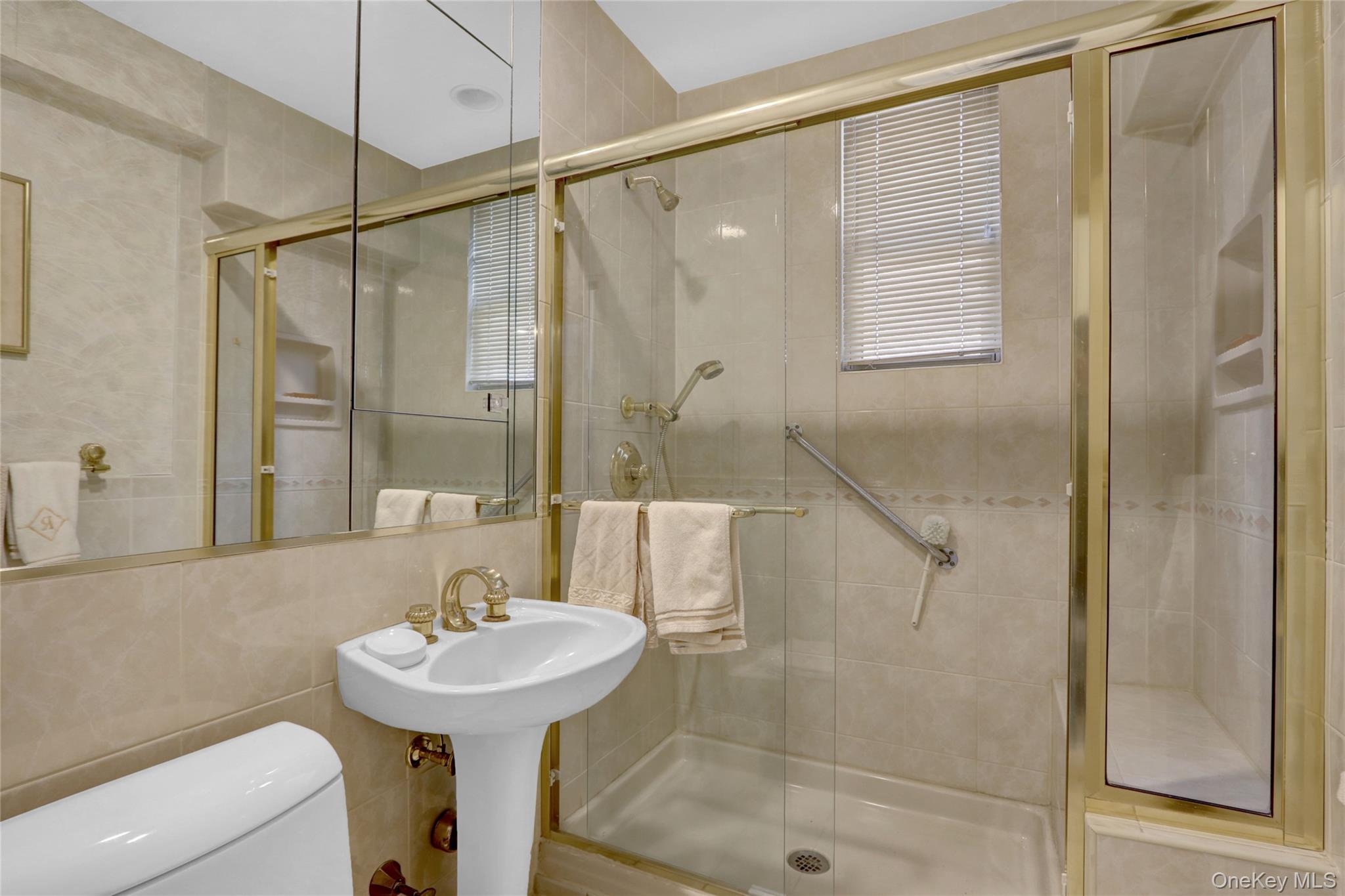 #13 photo, 120 Morris Avenue, ナッソー郡 Rockville Centre , NY 11570