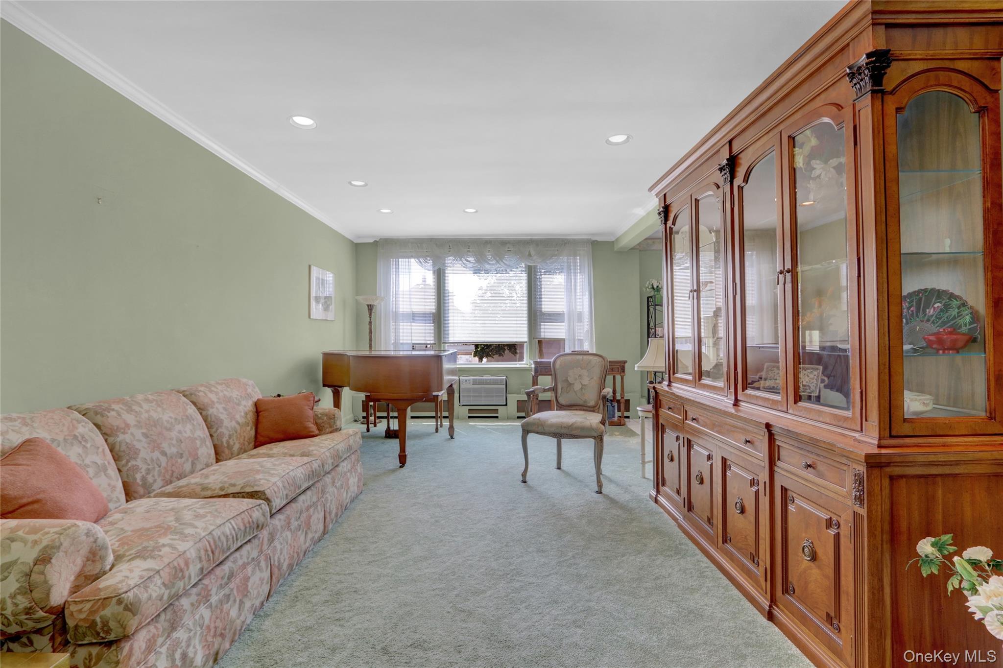 #4 photo, 120 Morris Avenue, ナッソー郡 Rockville Centre , NY 11570