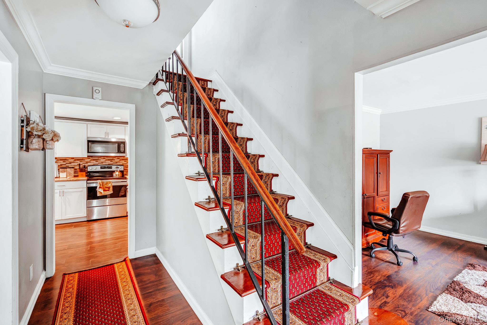 #3 photo, 965 Old Town Road, サフォーク郡 Coram , NY 11727