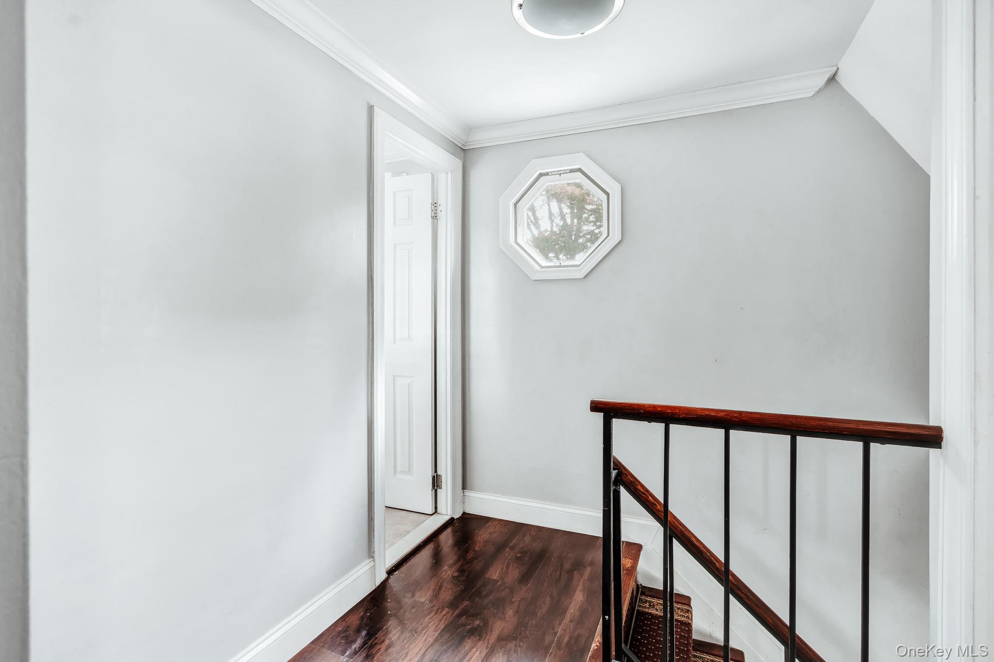 #9 photo, 965 Old Town Road, サフォーク郡 Coram , NY 11727