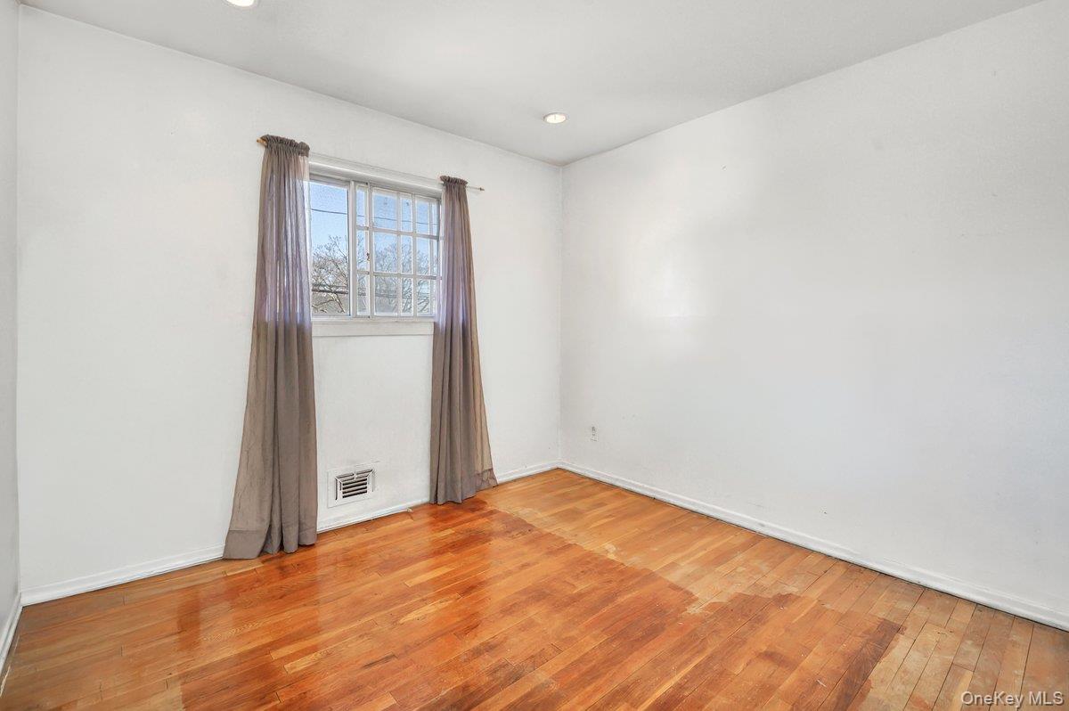 #10 photo, 46 Sunburst Drive, सफ़ोक काउंटी Deer Park , NY 11729