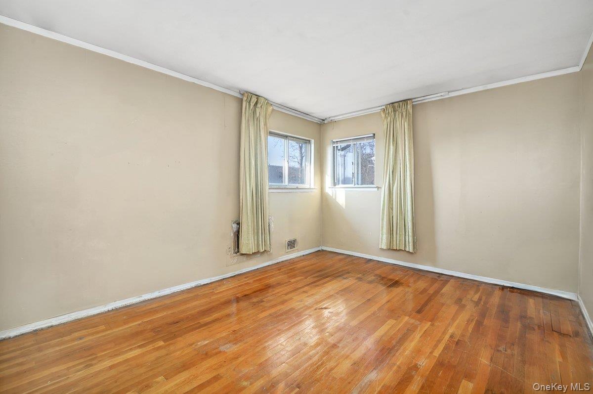 #14 photo, 46 Sunburst Drive, सफ़ोक काउंटी Deer Park , NY 11729