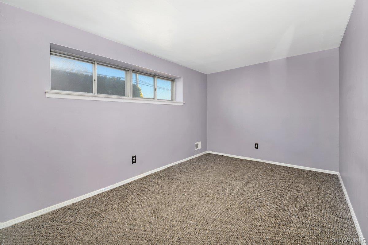 #15 photo, 46 Sunburst Drive, सफ़ोक काउंटी Deer Park , NY 11729