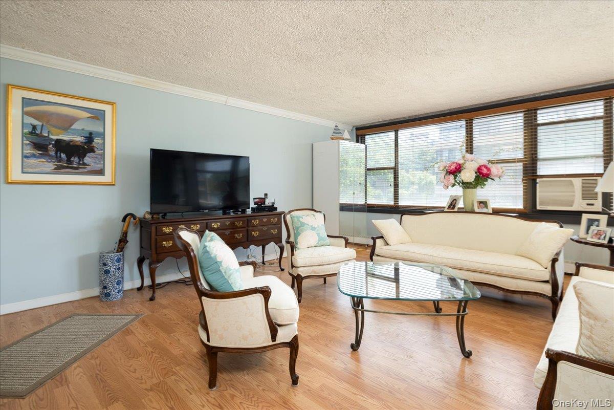 #11 photo, 166-26 Powells Cove Boulevard, Whitestone , NY 11357