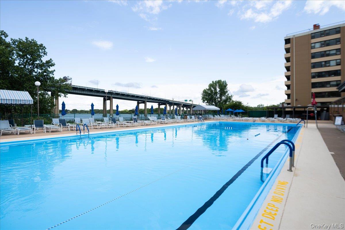 #19 photo, 166-26 Powells Cove Boulevard, Whitestone , NY 11357