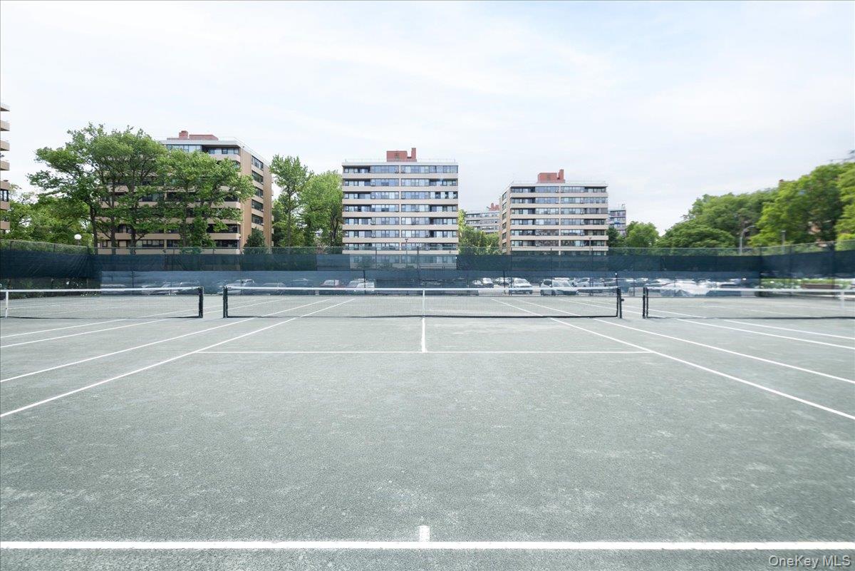 #20 photo, 166-26 Powells Cove Boulevard, Whitestone , NY 11357