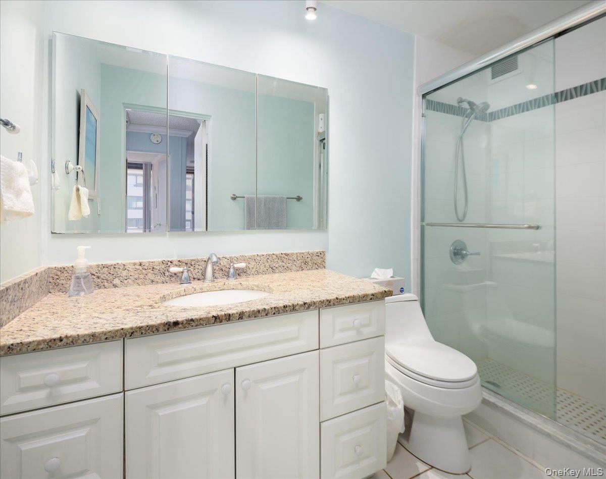 #7 photo, 166-26 Powells Cove Boulevard, Whitestone , NY 11357