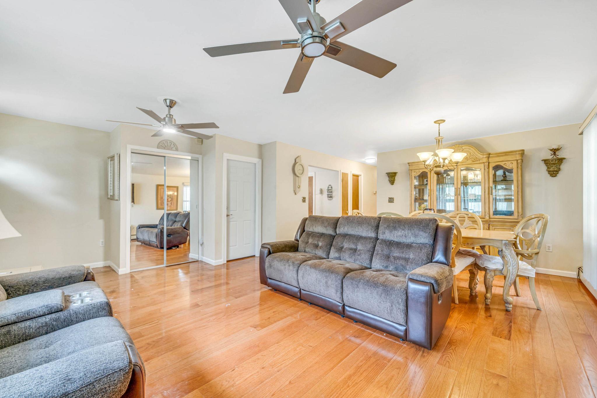 #4 photo, 14015 159th Street, Jamaica , NY 11434