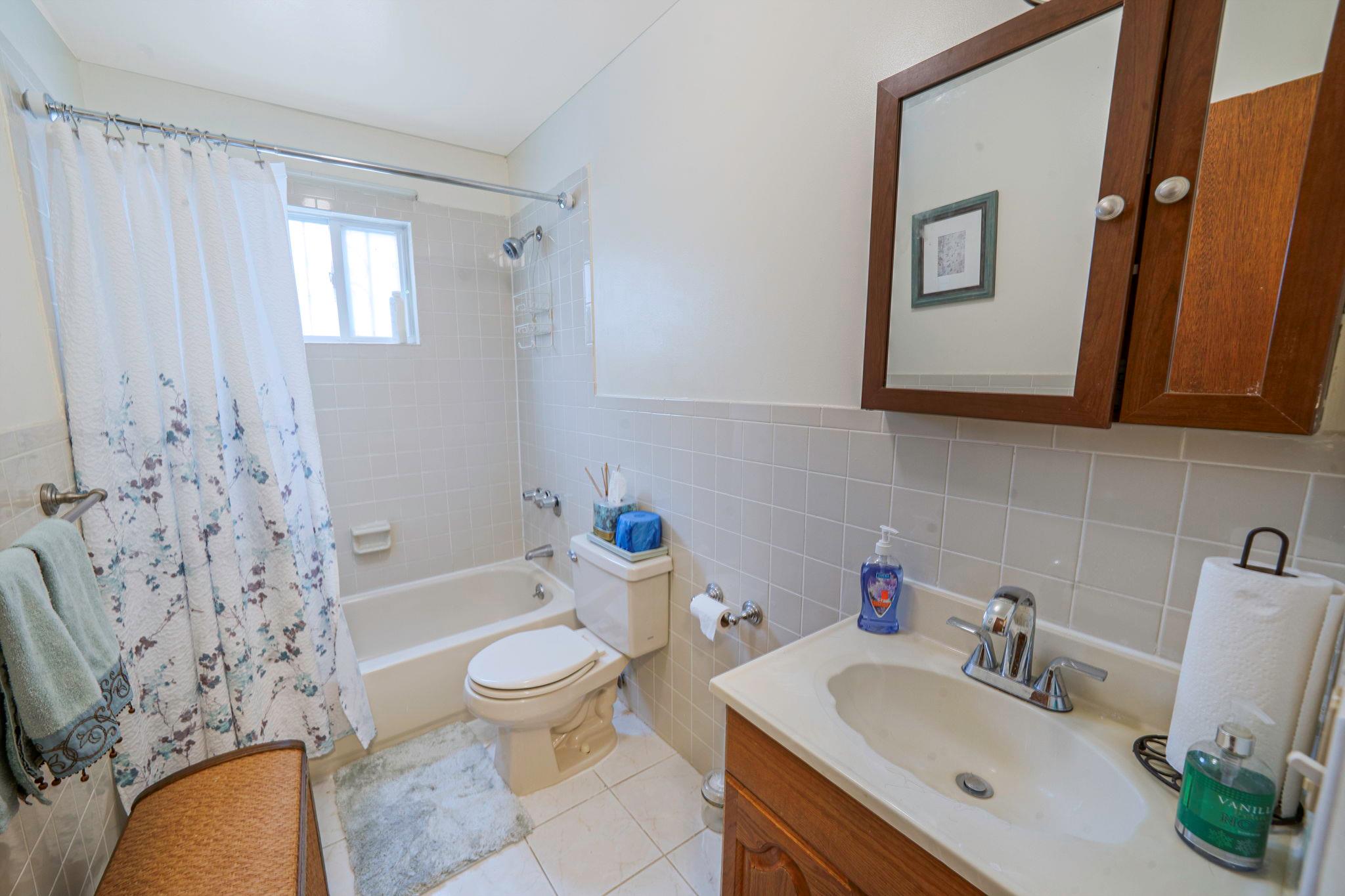 #7 photo, 14015 159th Street, Jamaica , NY 11434