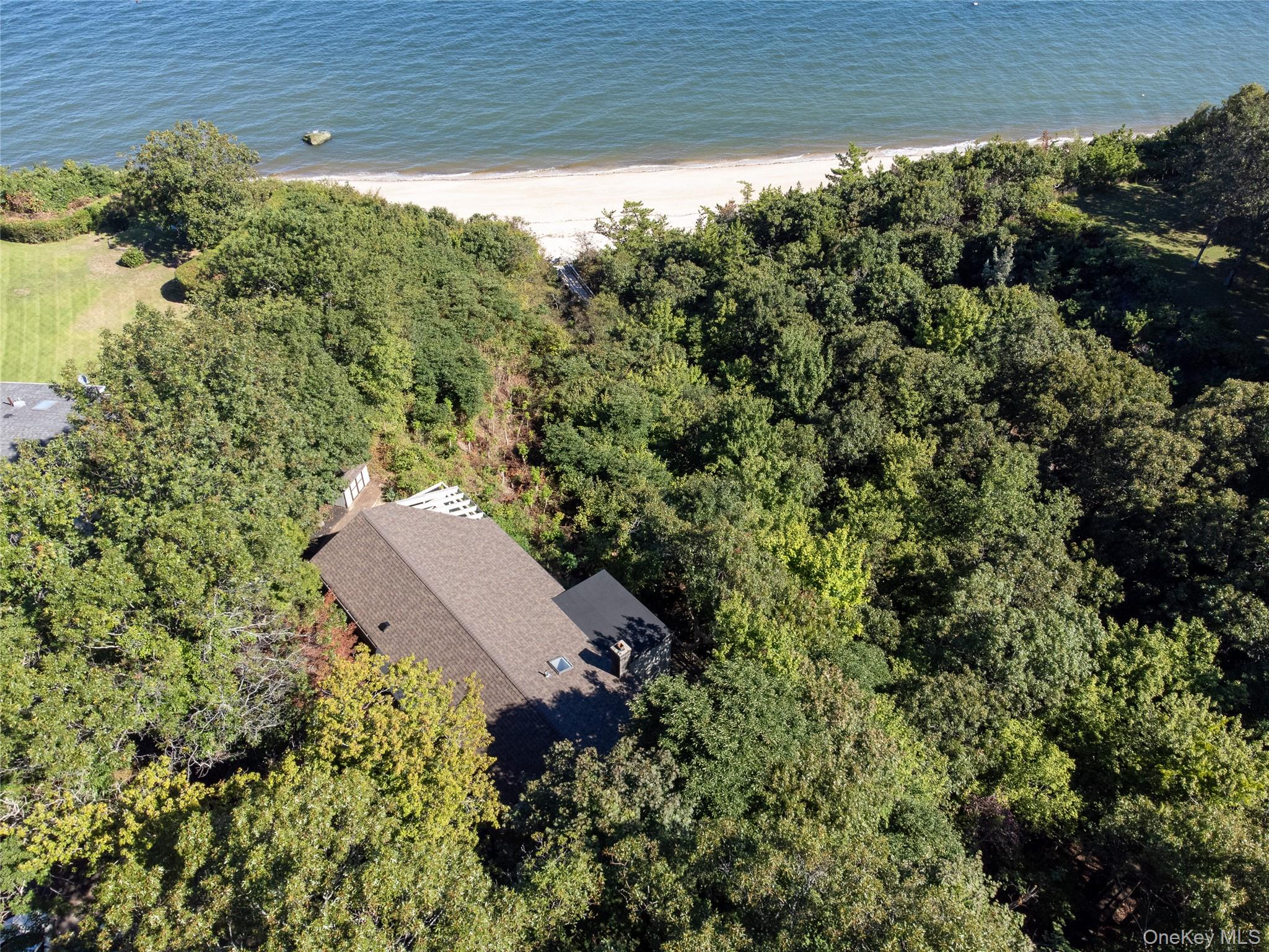 #1 photo, 5 Colgate Court, Shoreham , NY 11786