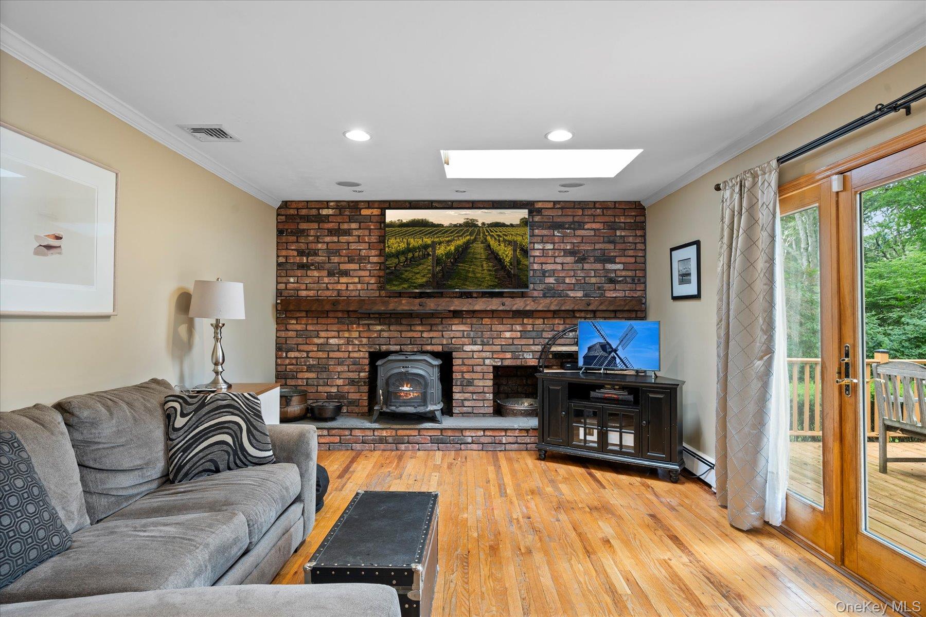 #16 photo, 12 Cordwood Path, Shoreham , NY 11786