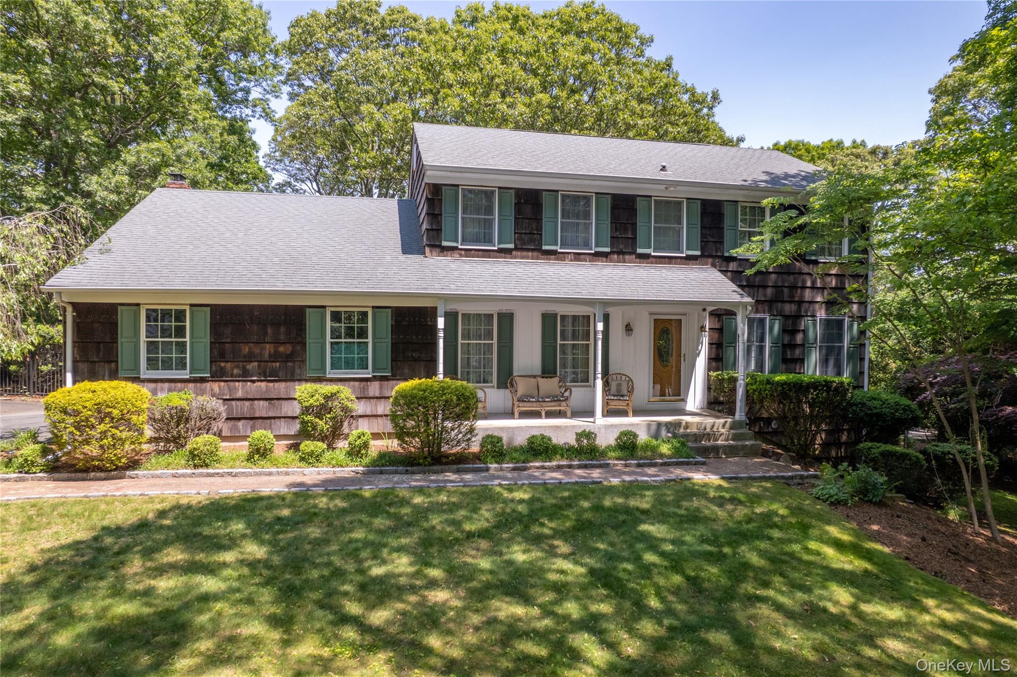 #3 photo, 12 Cordwood Path, Shoreham , NY 11786