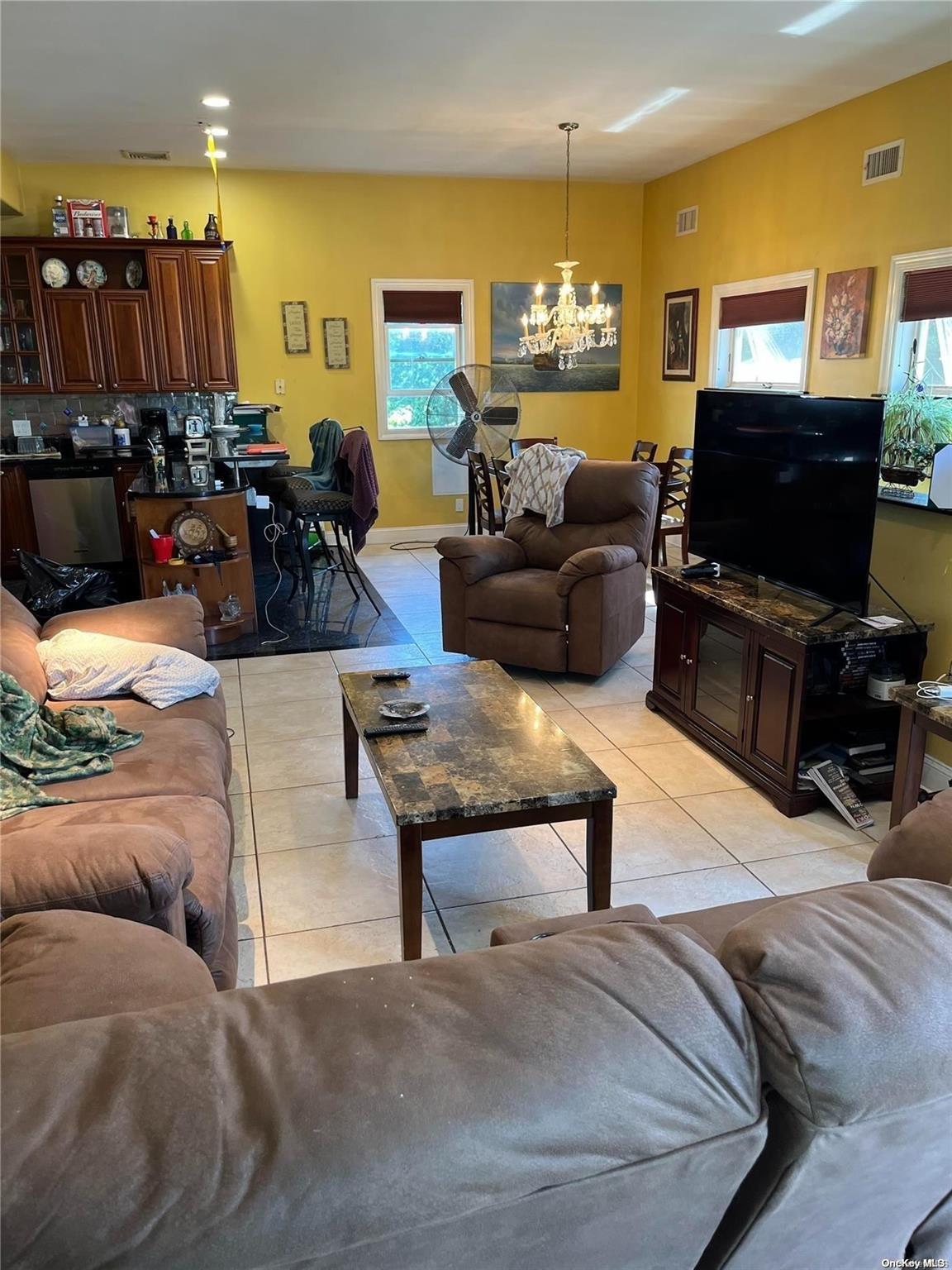 #3 photo, 3134 Miles Avenue, ブロンクス区 Bronx , NY 10465