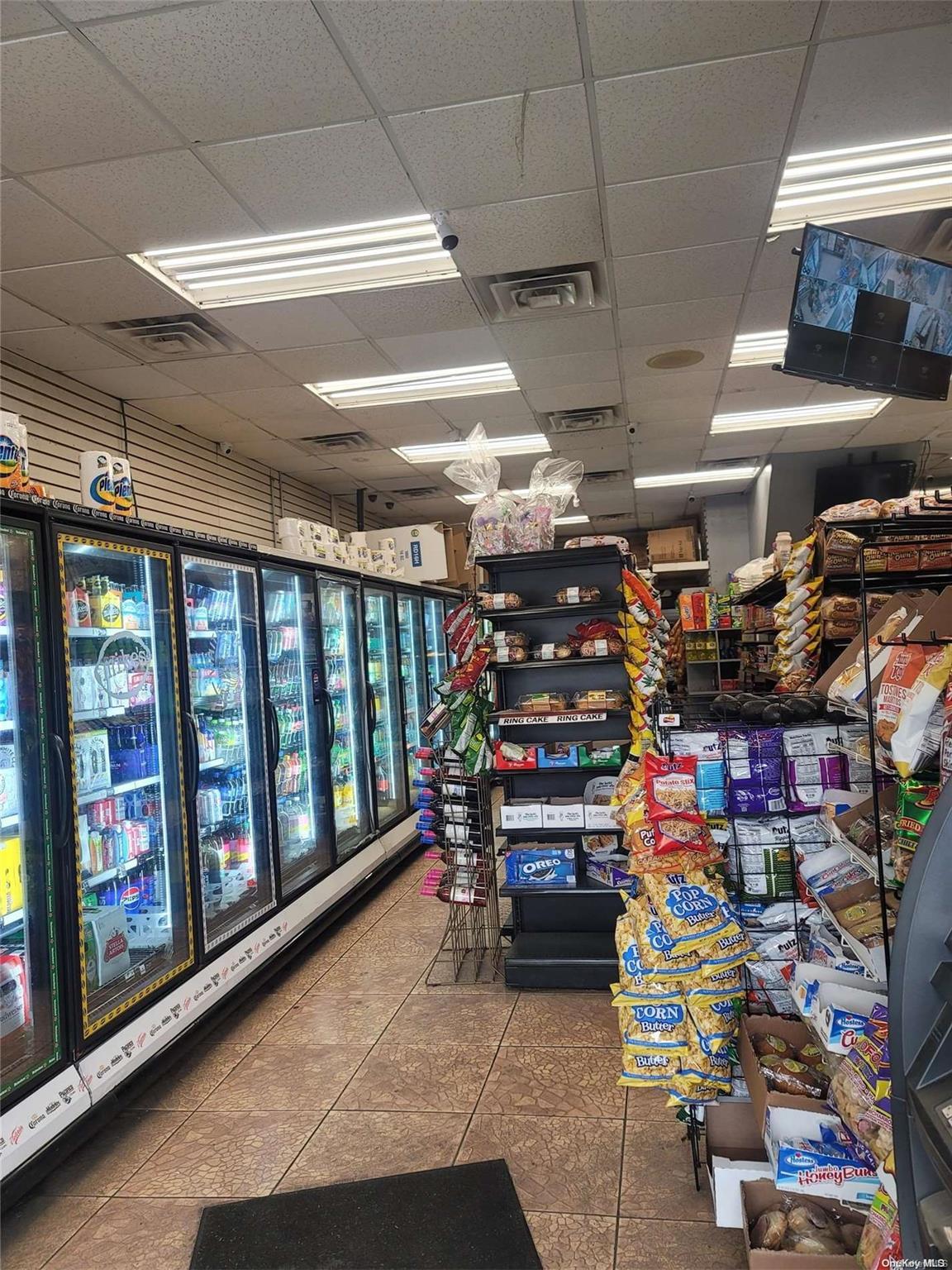 #6 photo, 3134 Miles Avenue, ブロンクス区 Bronx , NY 10465