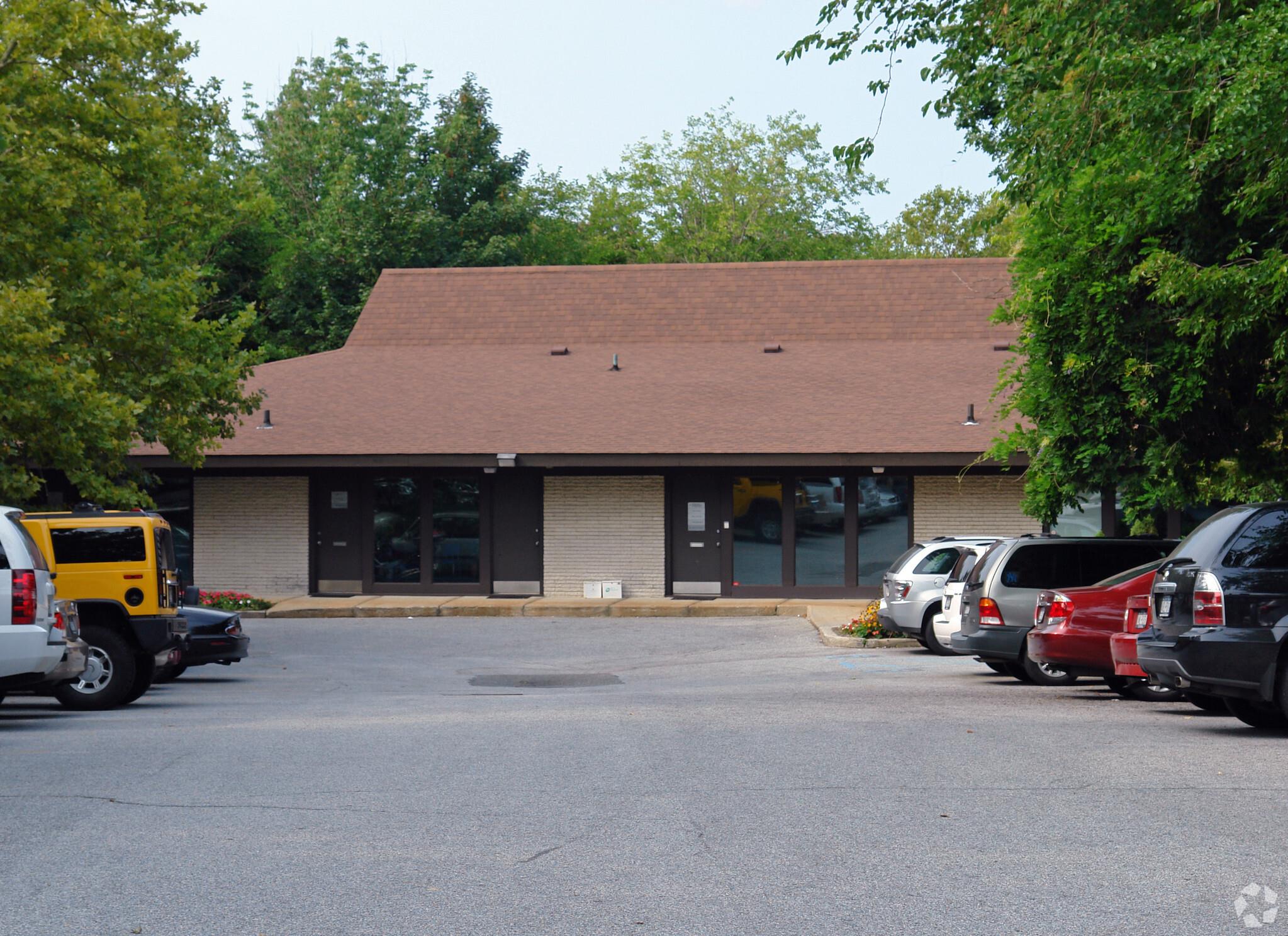 #13 photo, 124 Main Suite 1A Street, サフォーク郡 Huntington , NY 11743