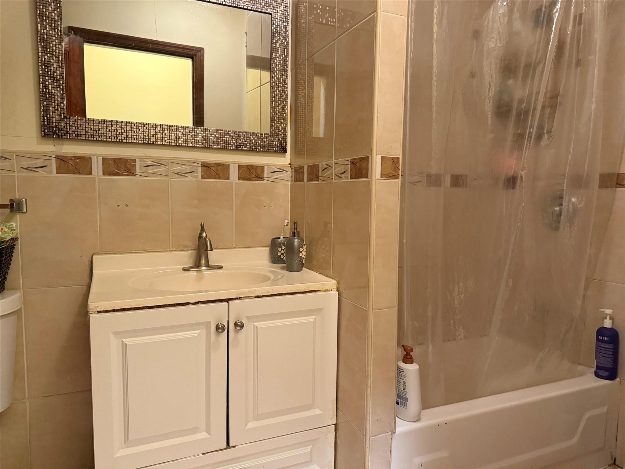 #5 photo, 35-46 92 St Street, クイーンズ区 Jackson Heights , NY 11372