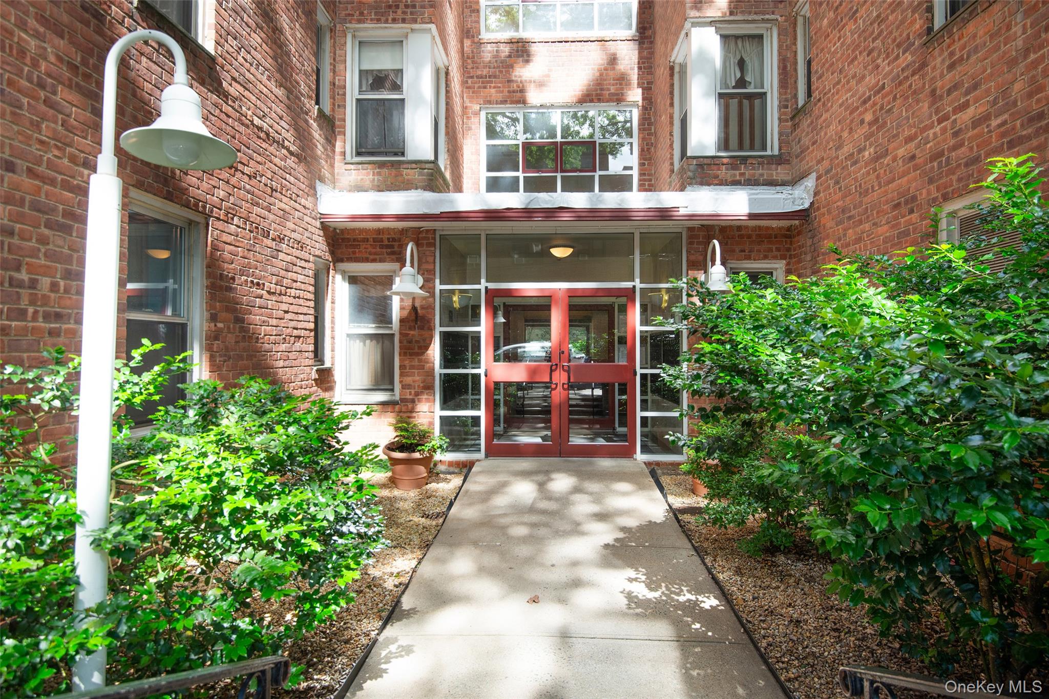 #4 photo, 1 Georgia Avenue, 布朗士 Bronxville , NY 10708