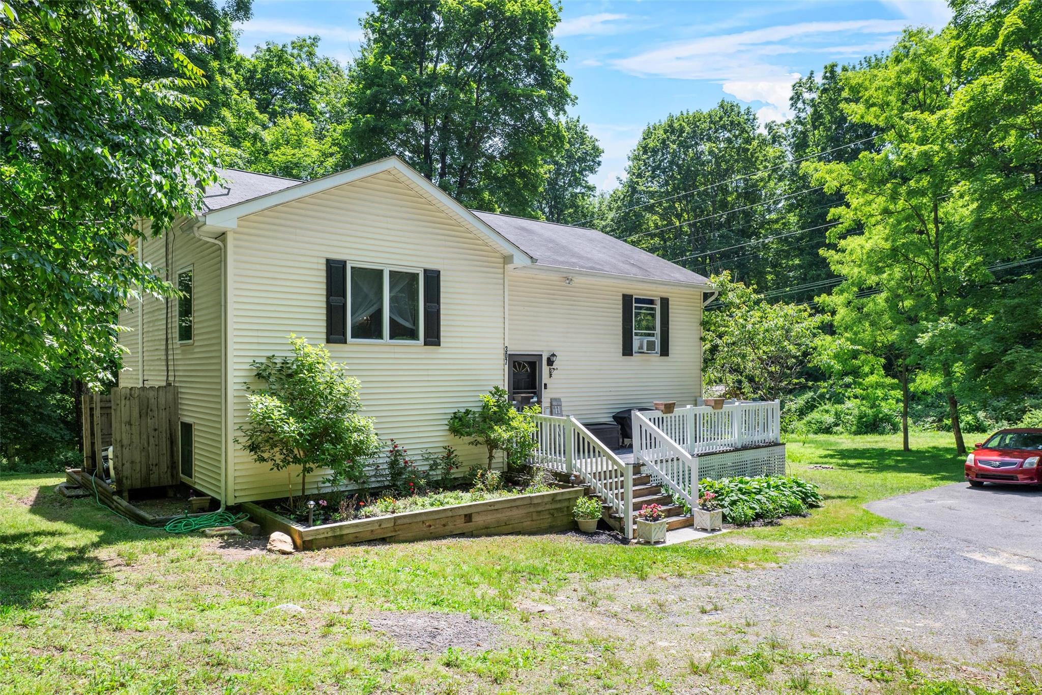 #1 photo, 307 Oak Lane, 紐約州 Newburgh , NY 12550