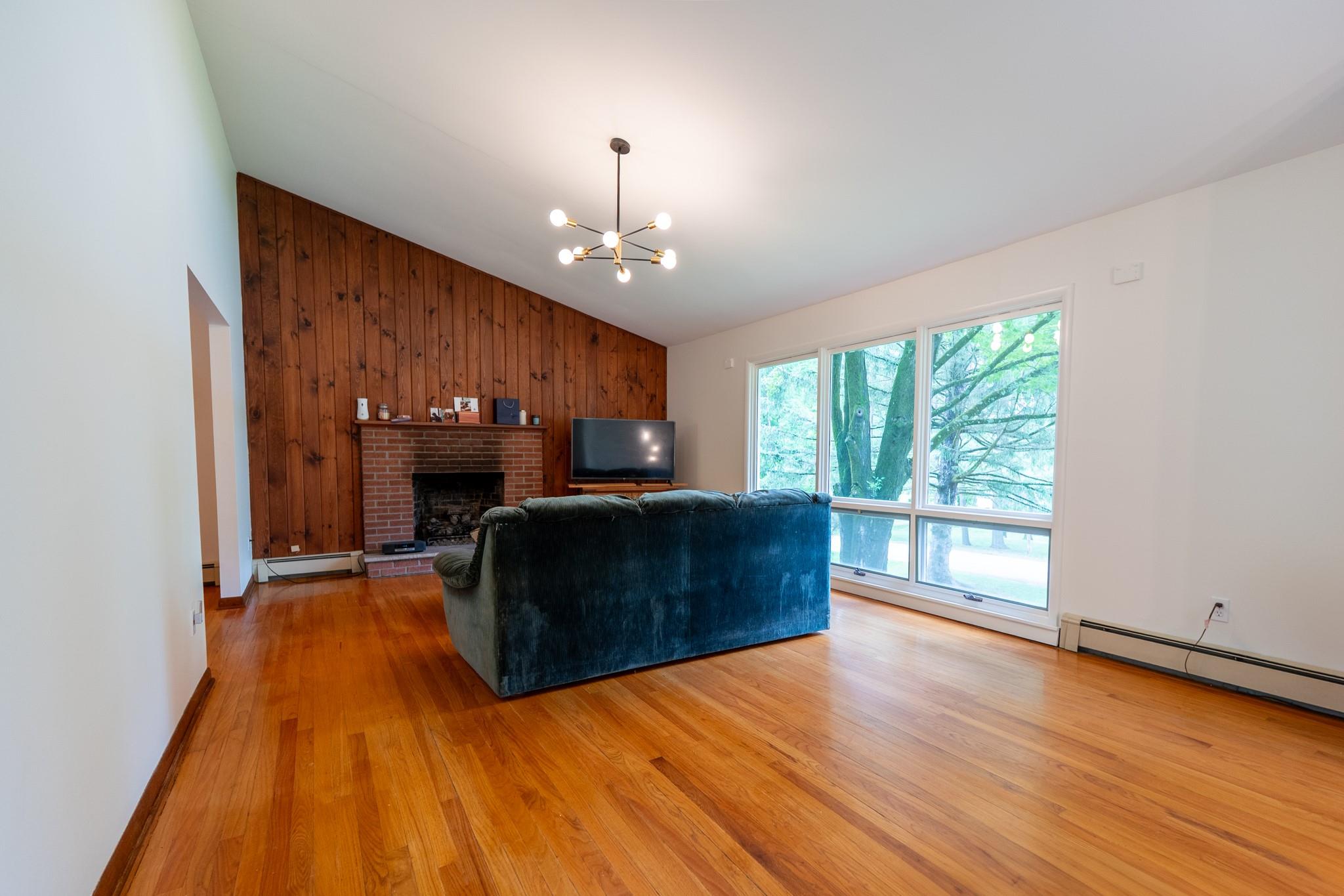 #8 photo, 41 Mountain Drive, Pleasant Valley , NY 12569