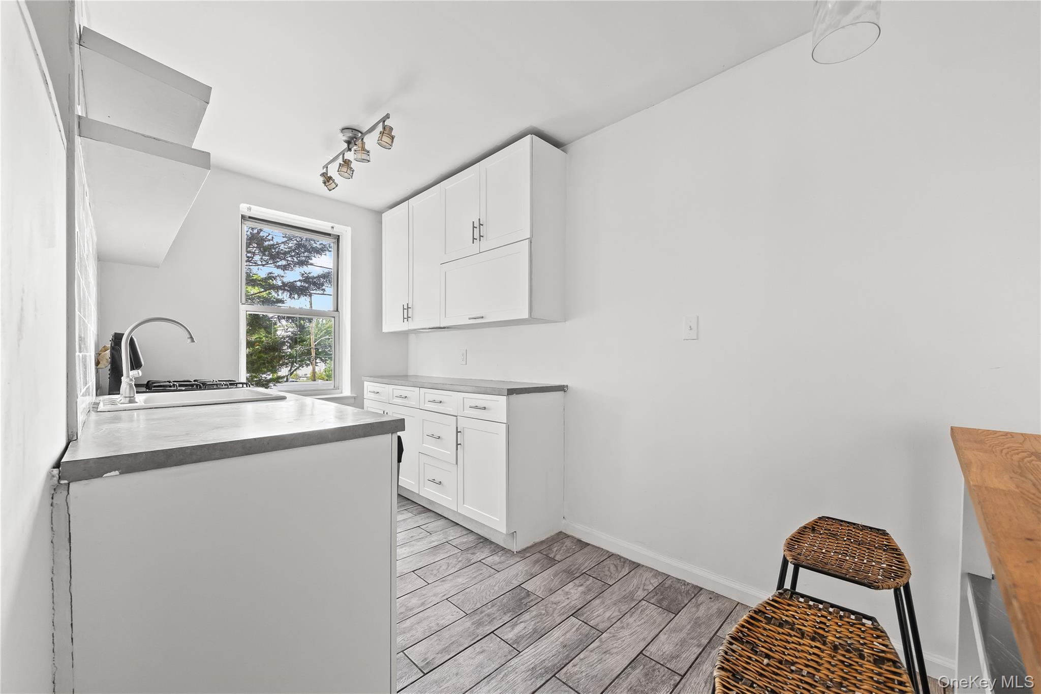 #11 photo, 47 Point Street, Yonkers , NY 10701