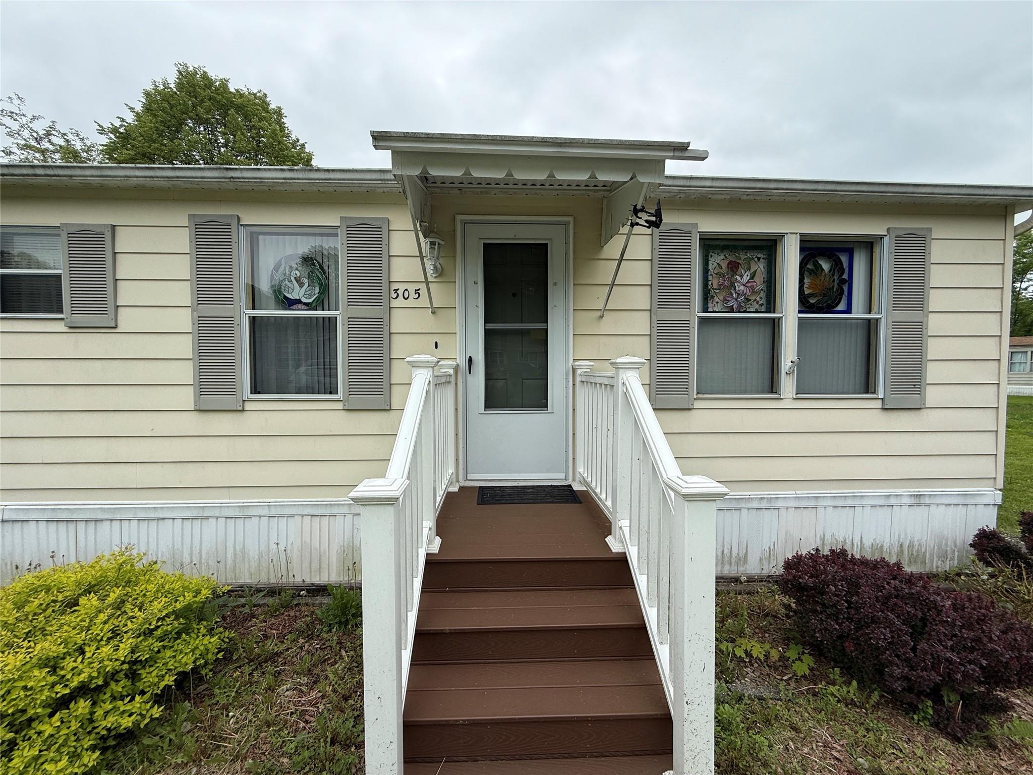 #1 photo, 305 Brittany Terrace, Rock Tavern , NY 12575