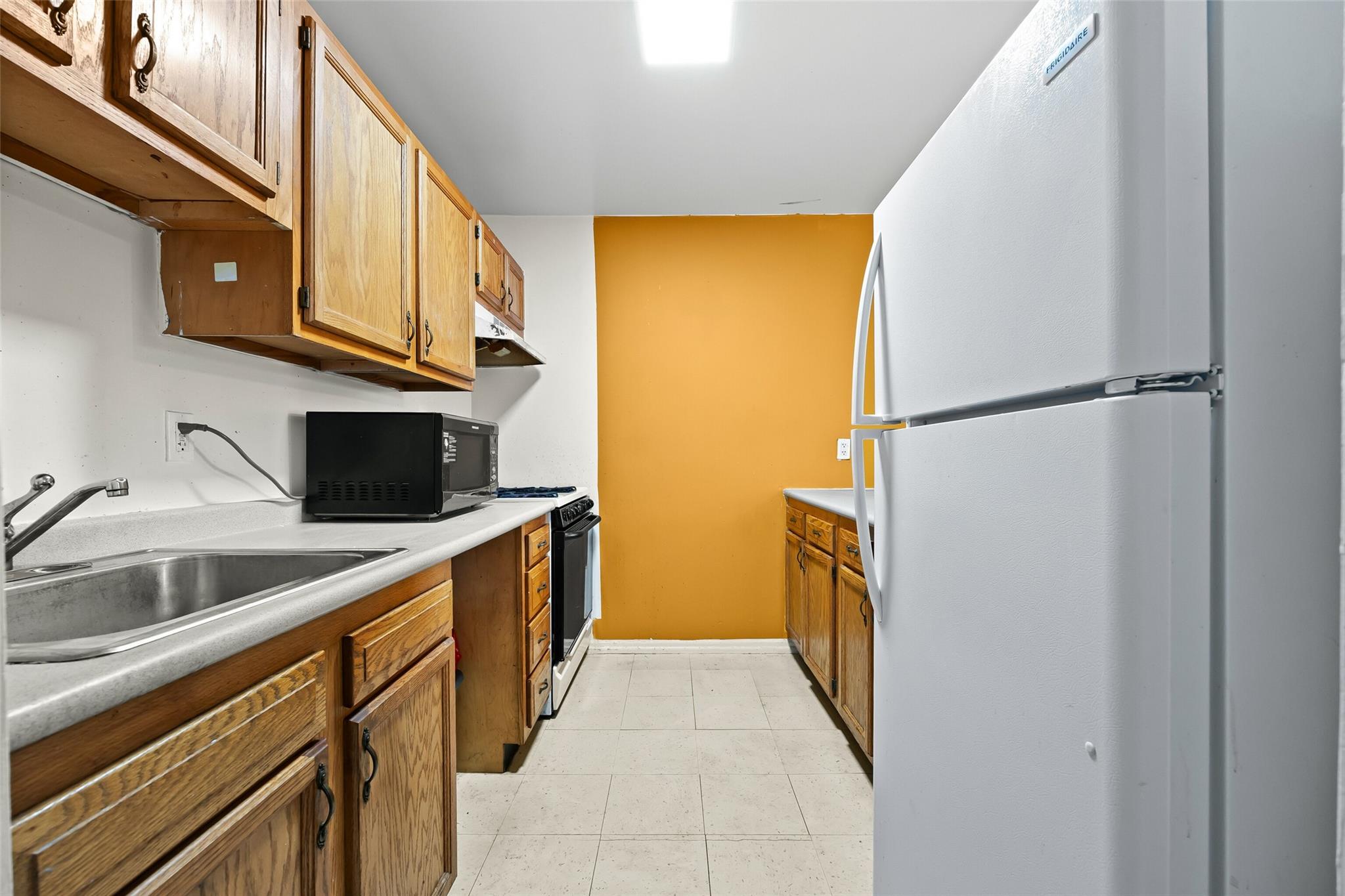 #5 photo, 1830 Sterling Place, Brooklyn , NY 11233