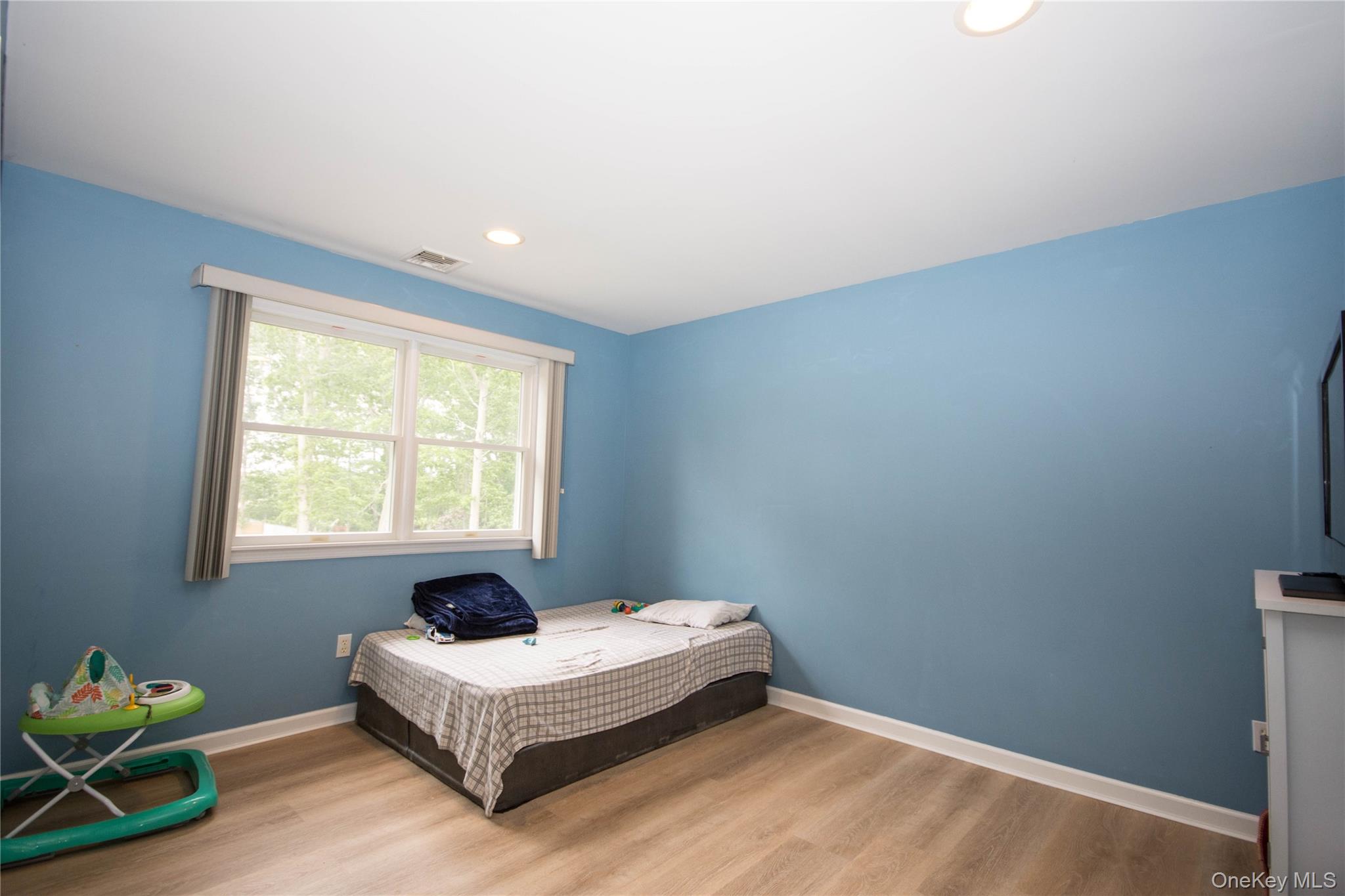 #6 photo, 132 N Woods Road, サフォーク郡 Baiting Hollow , NY 11933