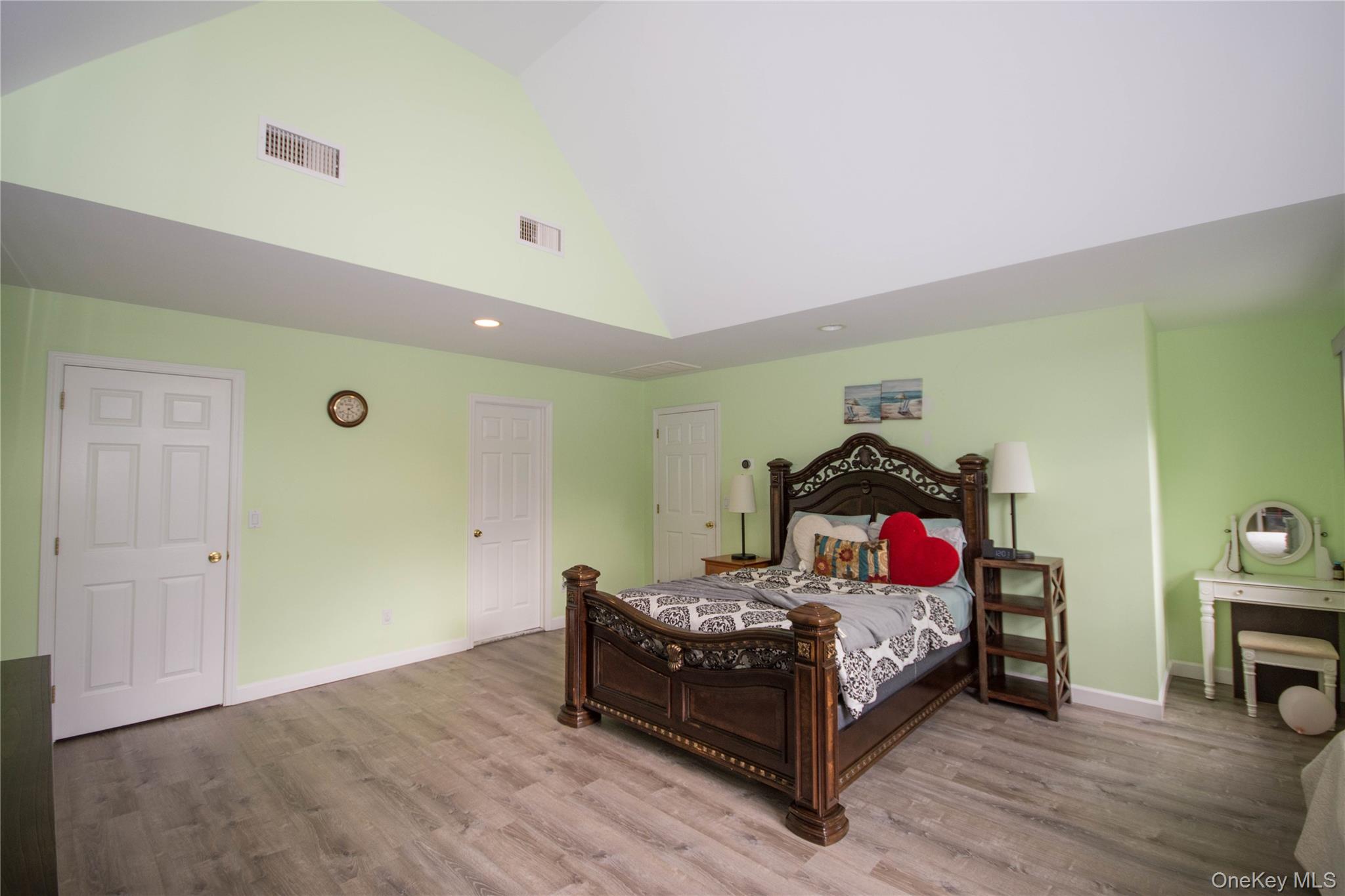 #8 photo, 132 N Woods Road, サフォーク郡 Baiting Hollow , NY 11933