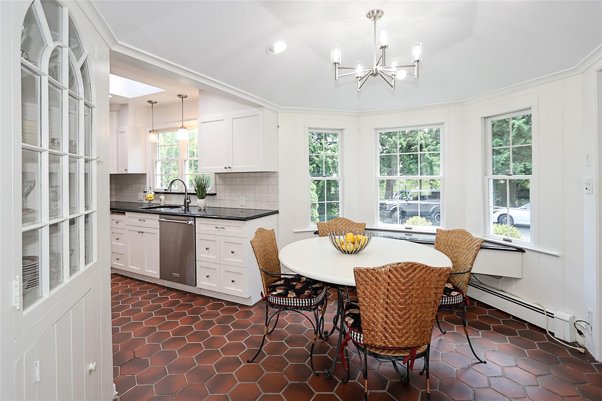 #9 photo, 419 Woodbury Road, Woodbury , NY 11797