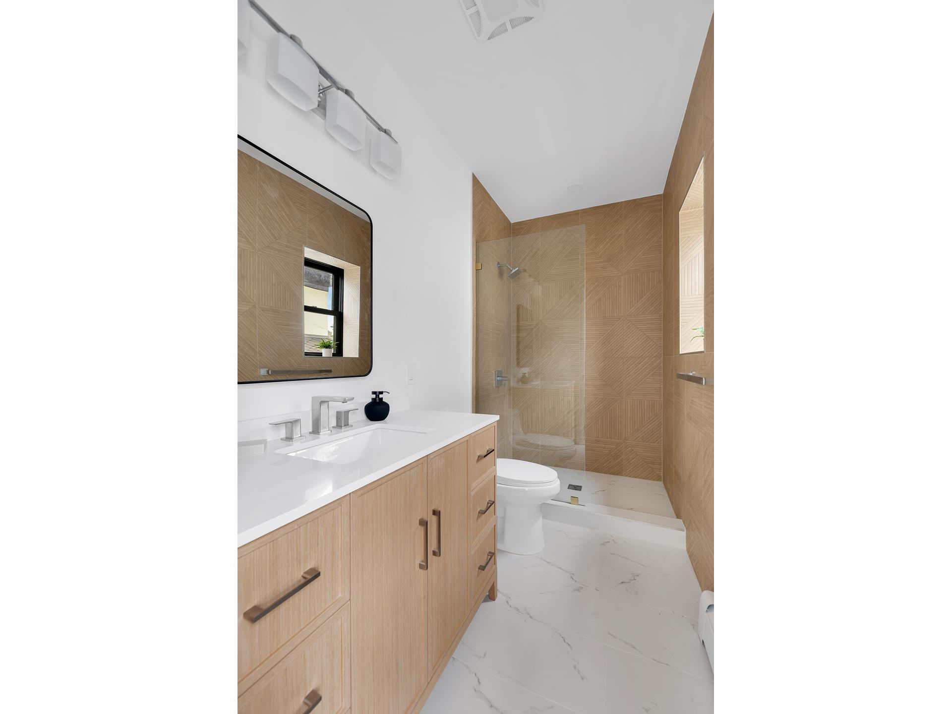 #9 photo, 3826 CYPRESS Avenue, ブルックリン区 Seagate , NY 11224