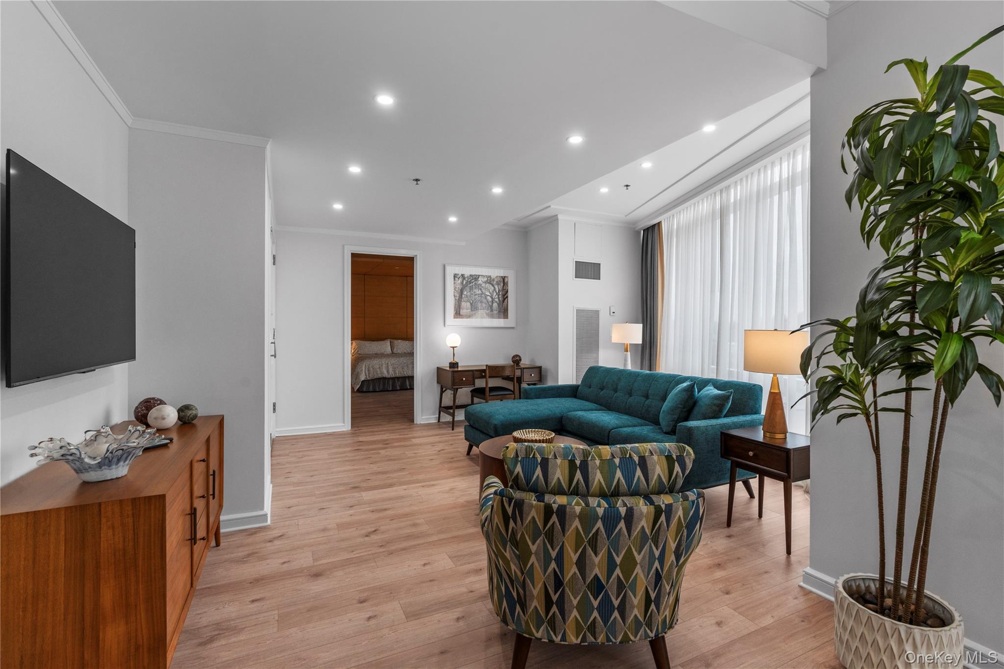 #3 photo, 1 Renaissance Square, White Plains , NY 10601