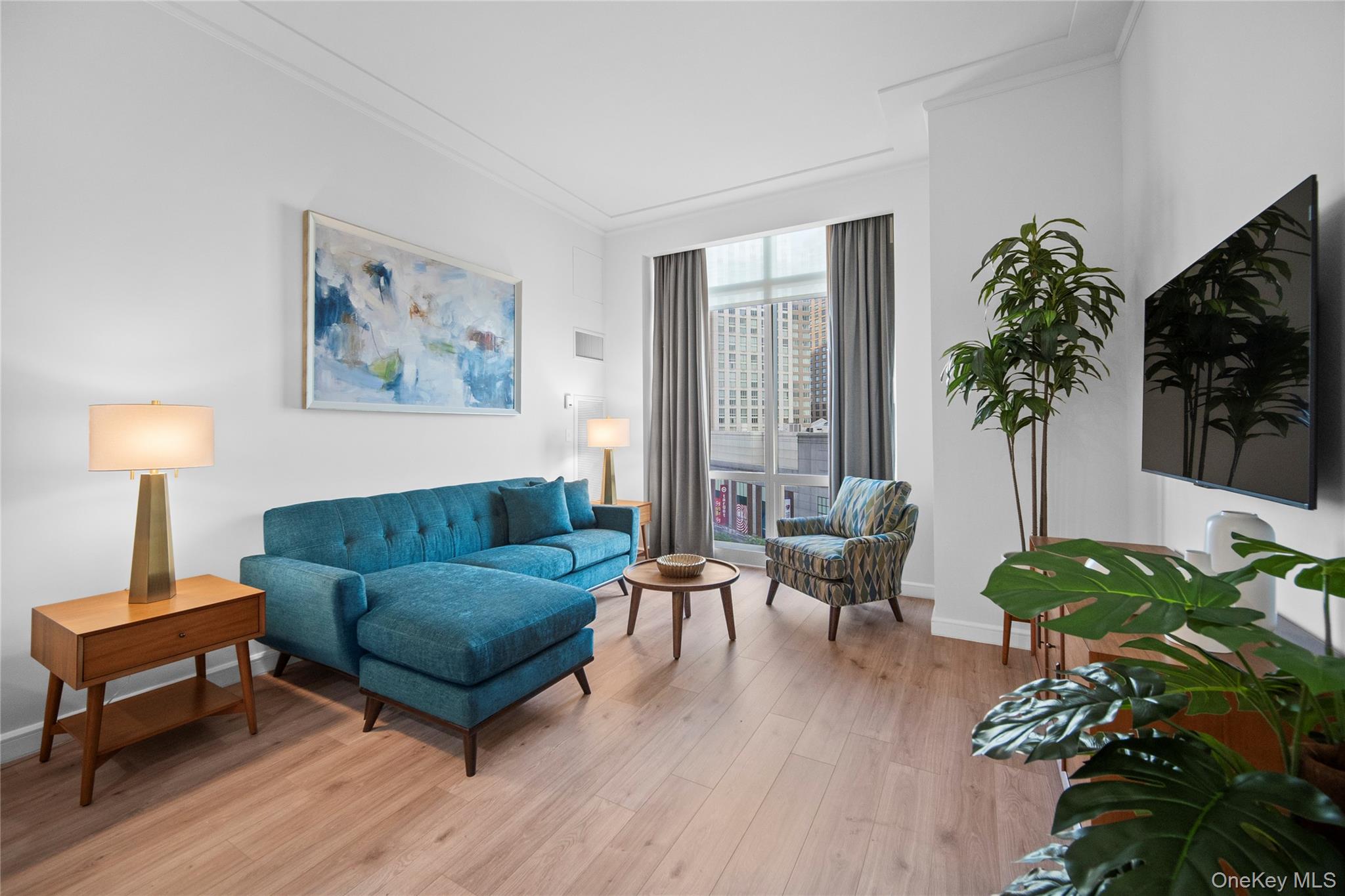 #2 photo, 1 Renaissance Square, White Plains , NY 10601