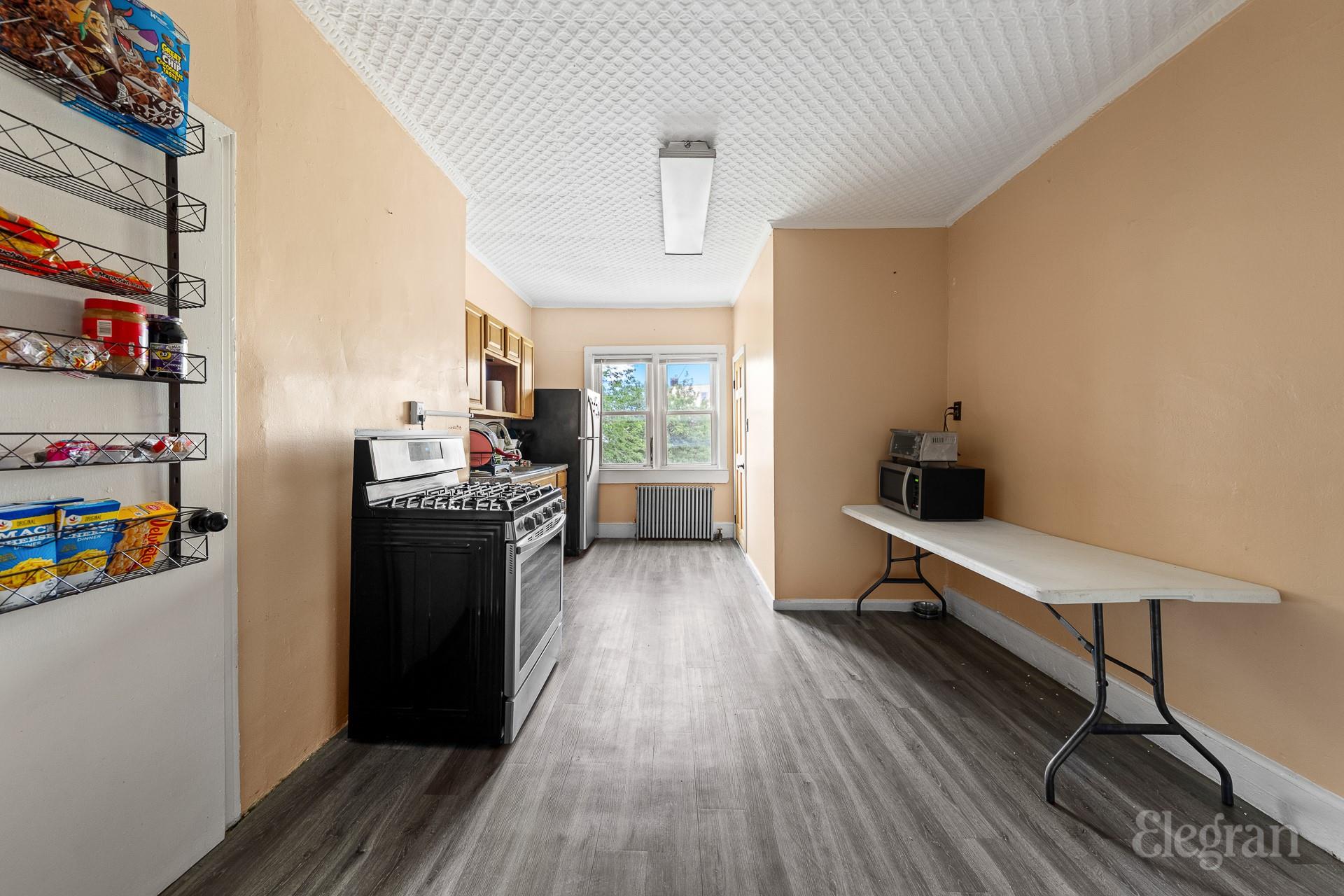 #14 photo, 6089 54th Street, Maspeth , NY 11378