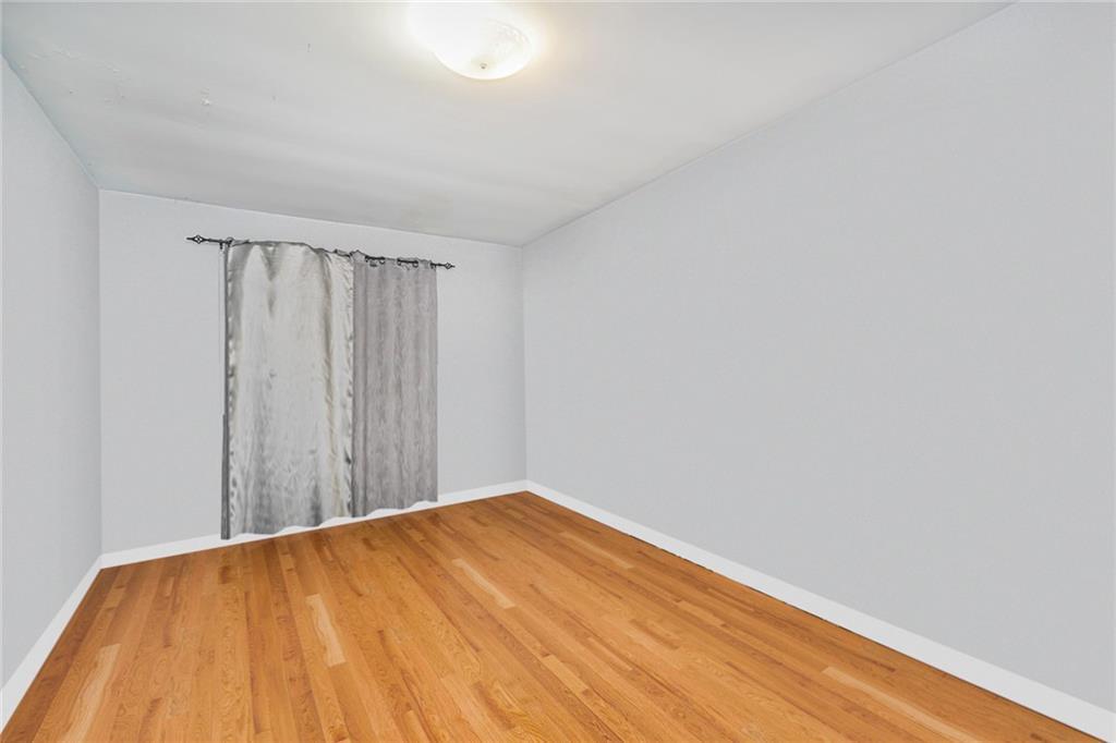 #8 photo, 132-01 100th Street, Ozone Park , NY 11417