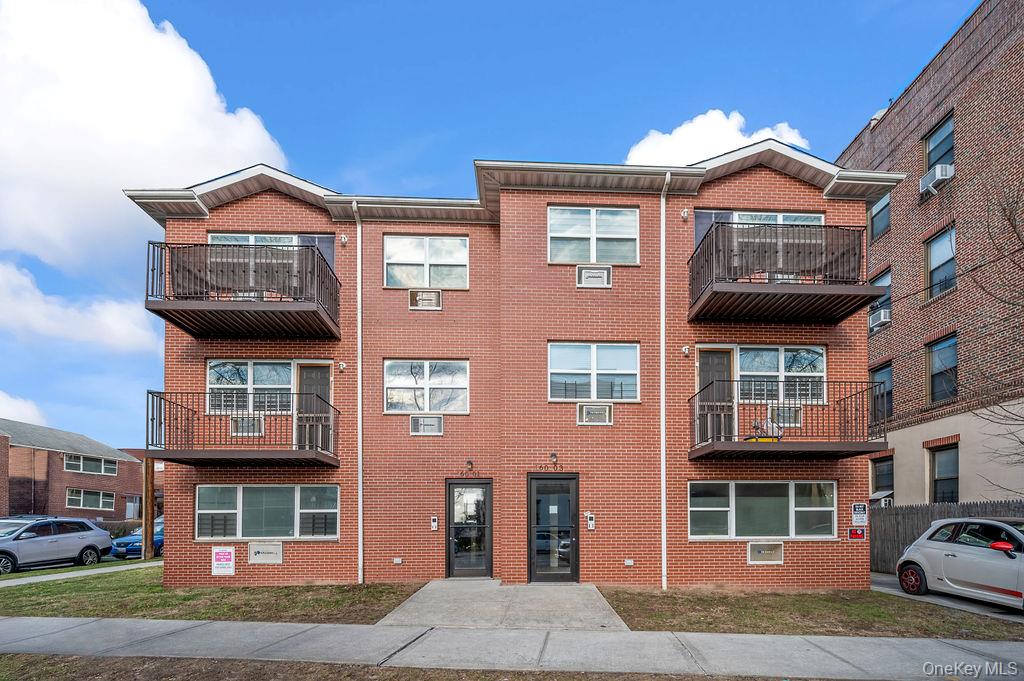 #16 photo, 16001 Sanford Avenue, クイーンズ区 Flushing , NY 11358