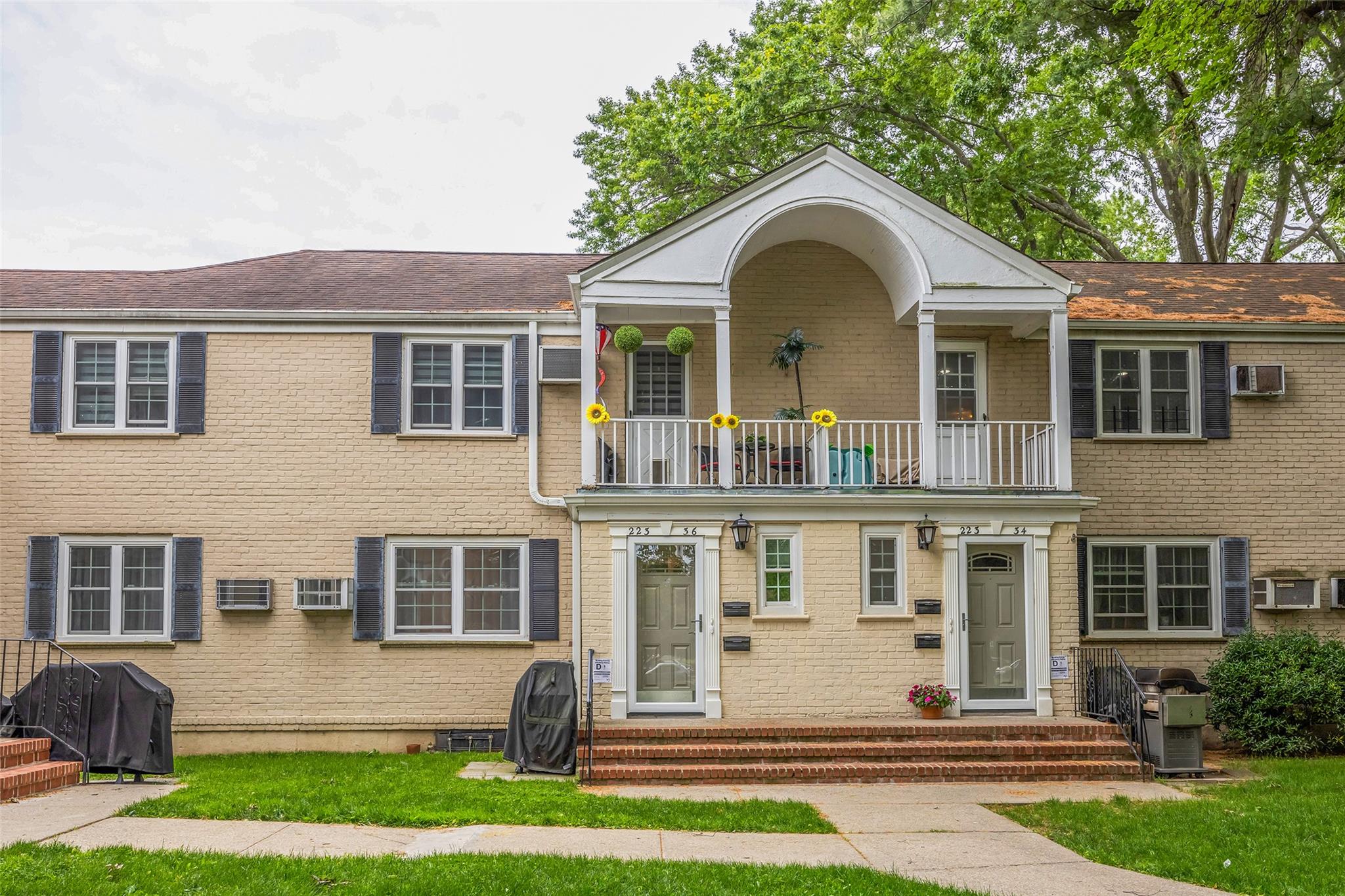 #1 photo, 223-36 65th Avenue, كوينز Bayside , NY 11364