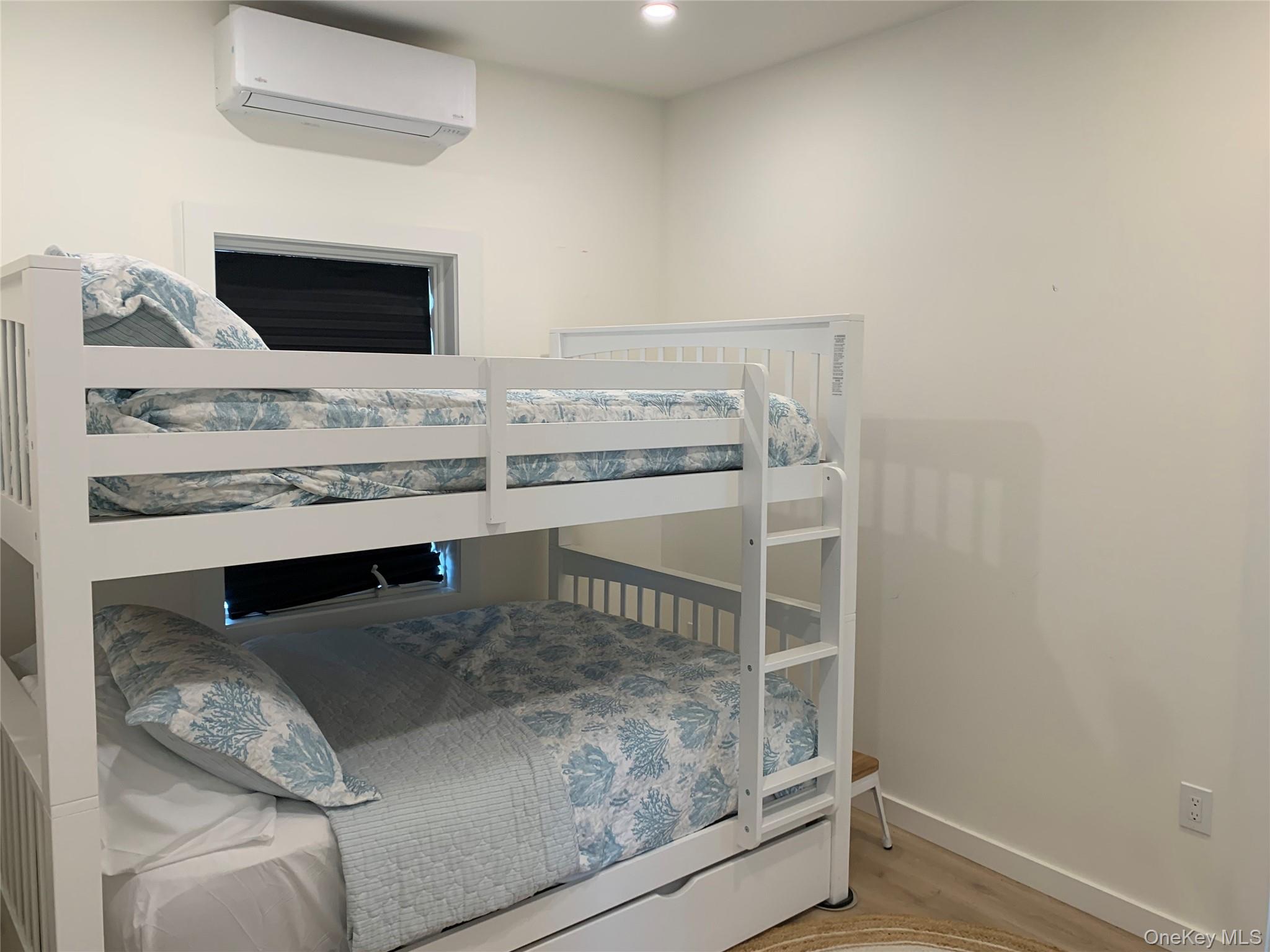 #10 photo, 7 Atlantic Avenue, Seaview , NY 11770