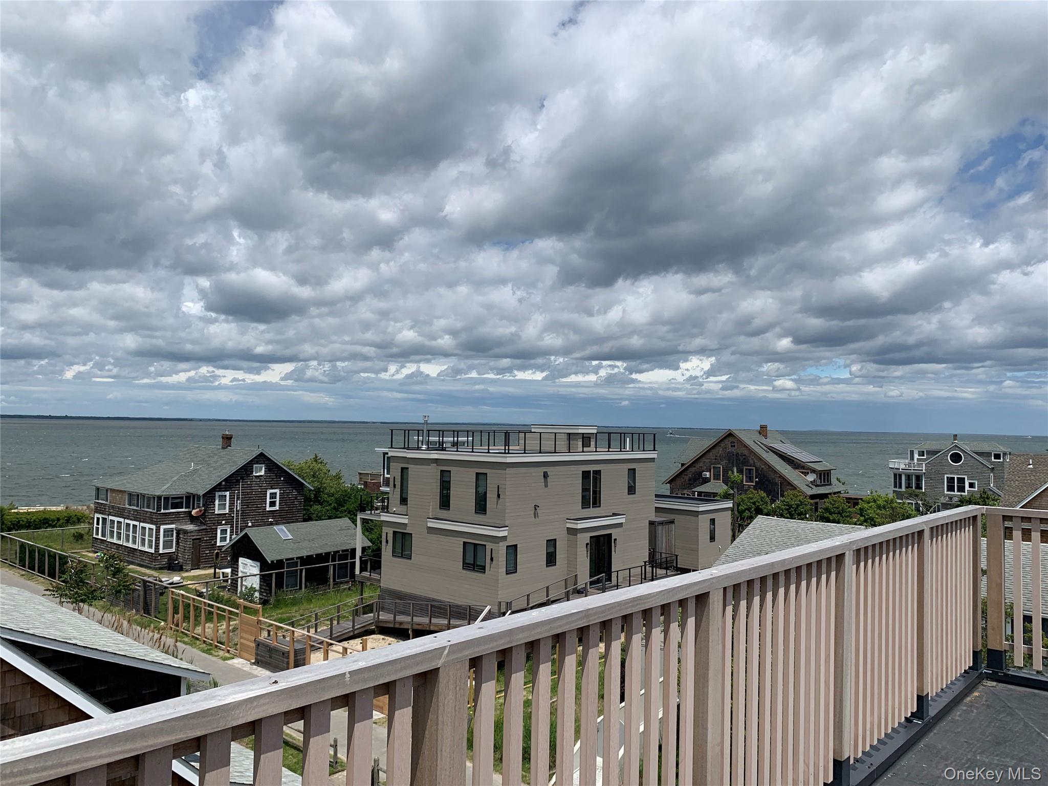 #2 photo, 7 Atlantic Avenue, Seaview , NY 11770