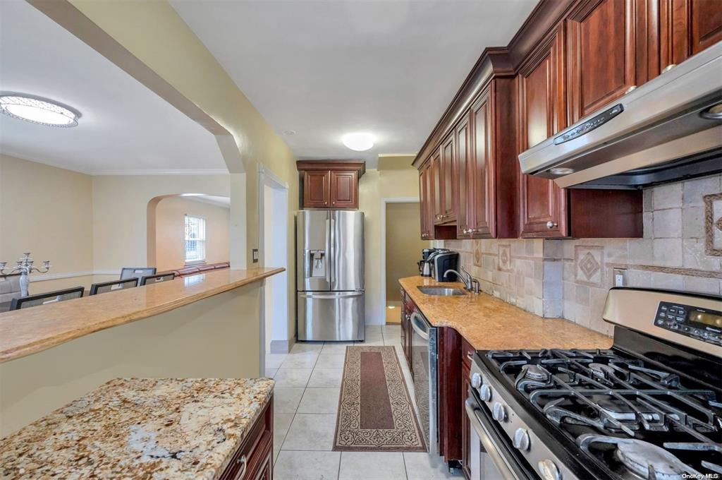 #14 photo, 21-89 47th Street, クイーンズ区 Long Island City , NY 11105