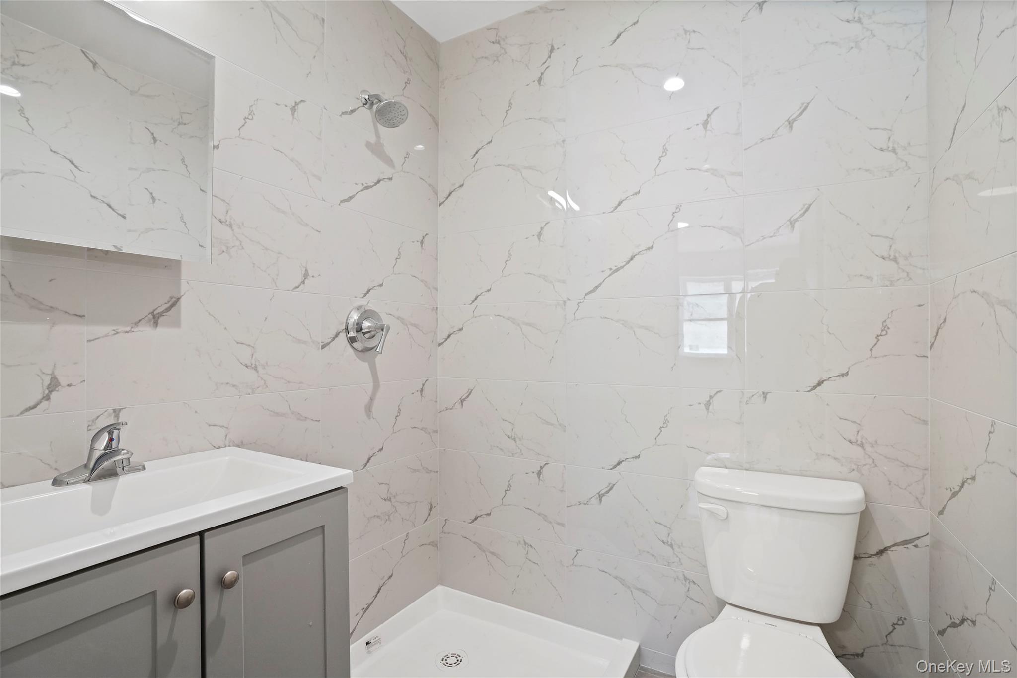 #16 photo, 6014 Menahan Street, クイーンズ区 Ridgewood , NY 11385