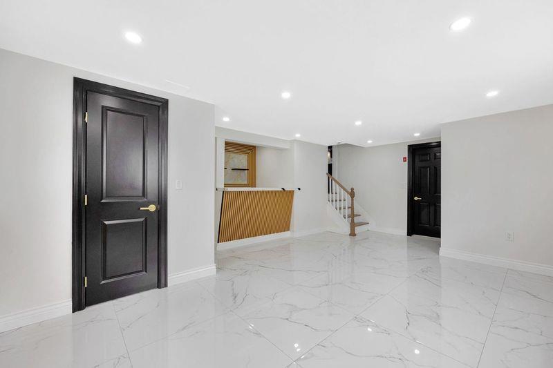 #19 photo, 23 VINTON Street, ナッソー郡 Long Beach , NY 11561